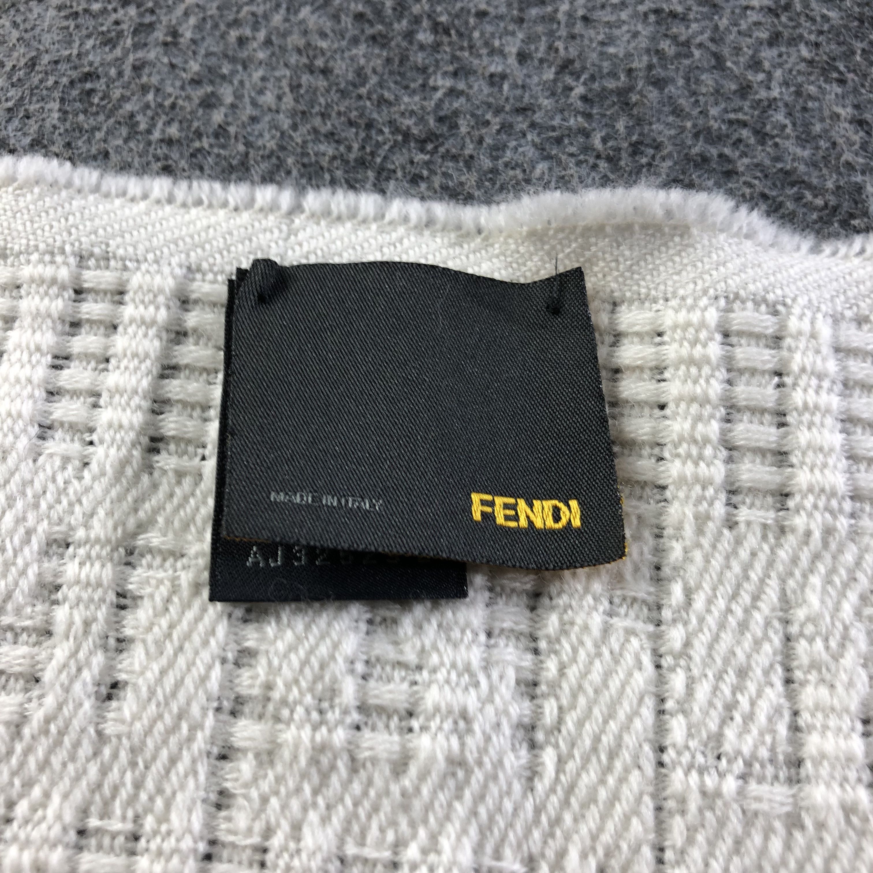 Fendi Fendi FF Monogram Wool Scarf Muffler V1754 Size ONE SIZE - 3 Thumbnail