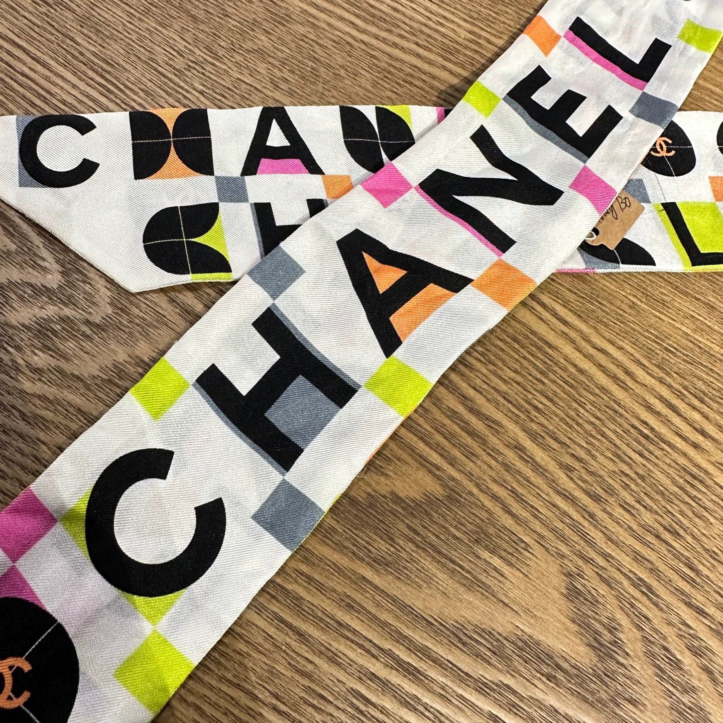 Chanel Chanel Logo Printed Silk Scarf may130 Size ONE SIZE - 5 Thumbnail
