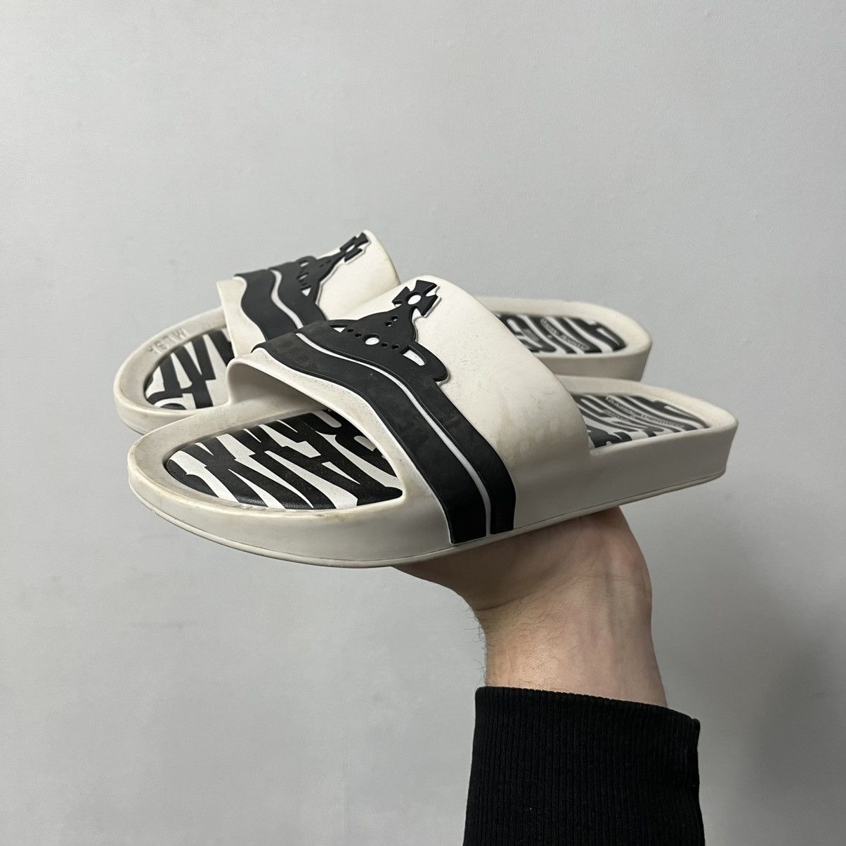 Melissa Vivienne Westwood Melissa Logo Beach Slides Size US 8 / EU 41 - 6 Thumbnail