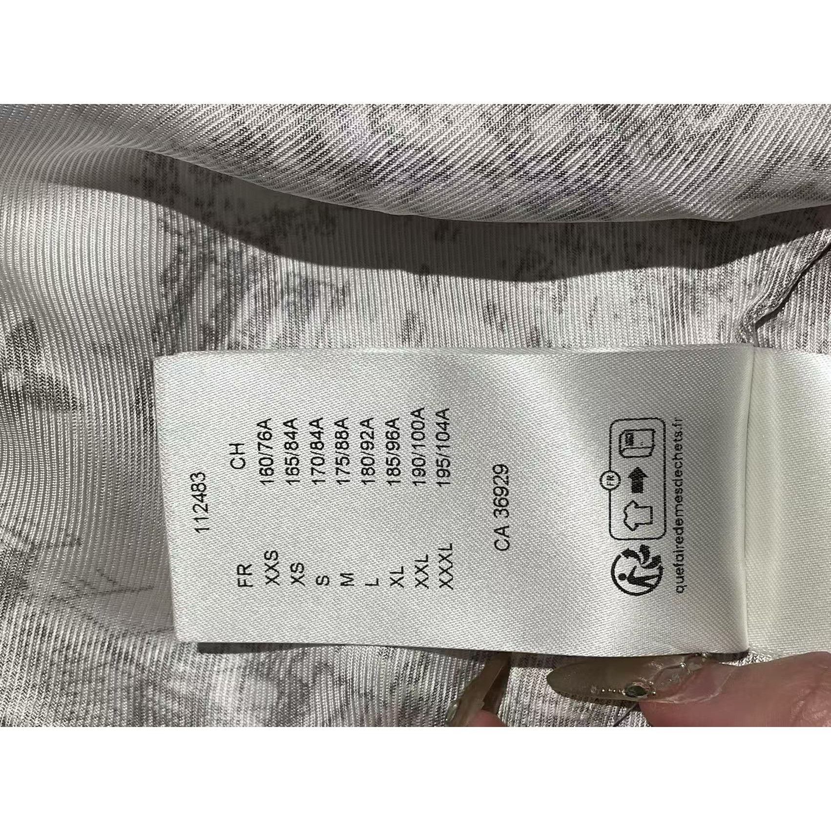 Louis Vuitton Louis Vuitton 25new Mens White & Black Printed Button-Up Shi Size US XL / EU 56 / 4 - 9 Thumbnail