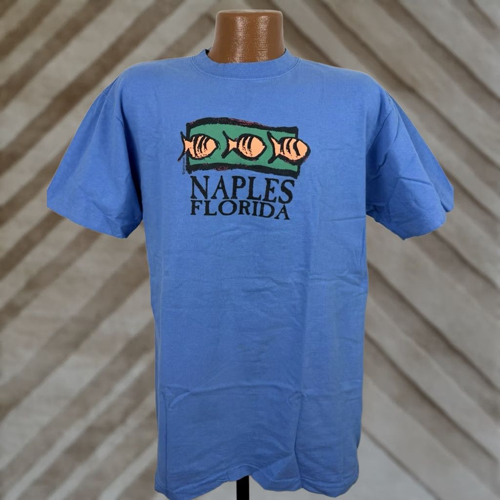 Vintage VINTAGE 90s Beach Shirt Mens Large Naples Florida Tropical Fish Souvenir T-shirt Blue Size US L / EU 52-54 / 3 - 1 Thumbnail