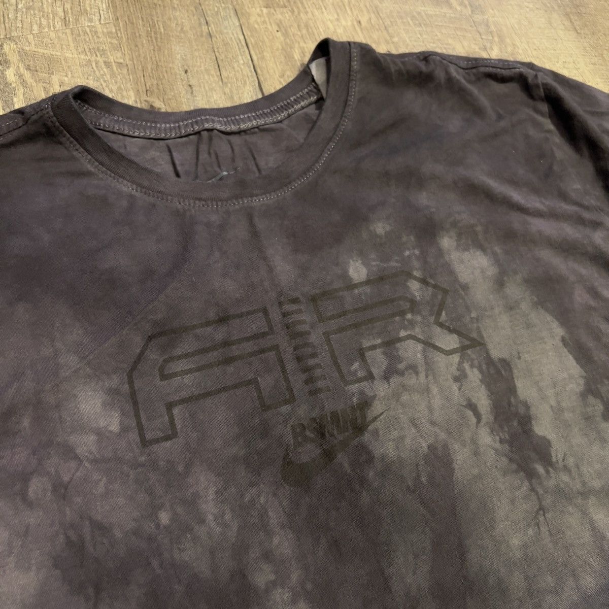 Nike Custom Dyed Nike Air Max T-shirt Size US L / EU 52-54 / 3 - 2 Thumbnail