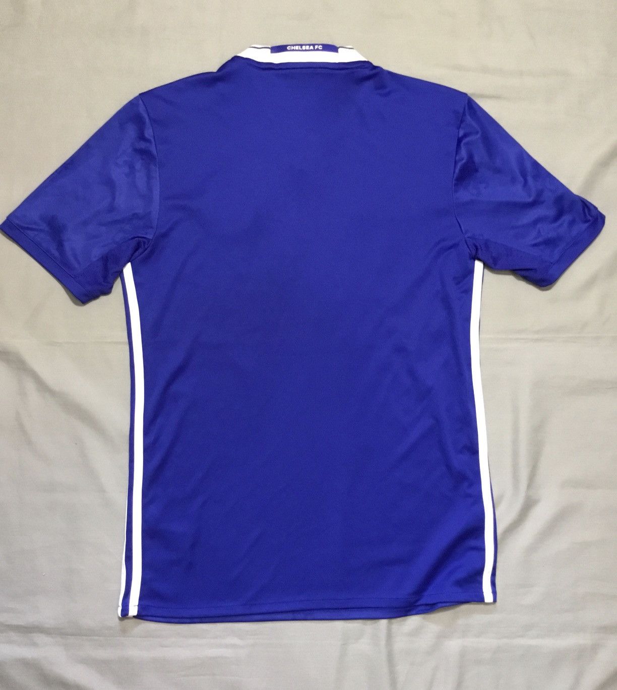 Adidas CHELSEA ENGLAND 2016/2017 HOME FOOTBALL SHIRT JERSEY SIZE S Size US S / EU 44-46 / 1 - 2 Thumbnail