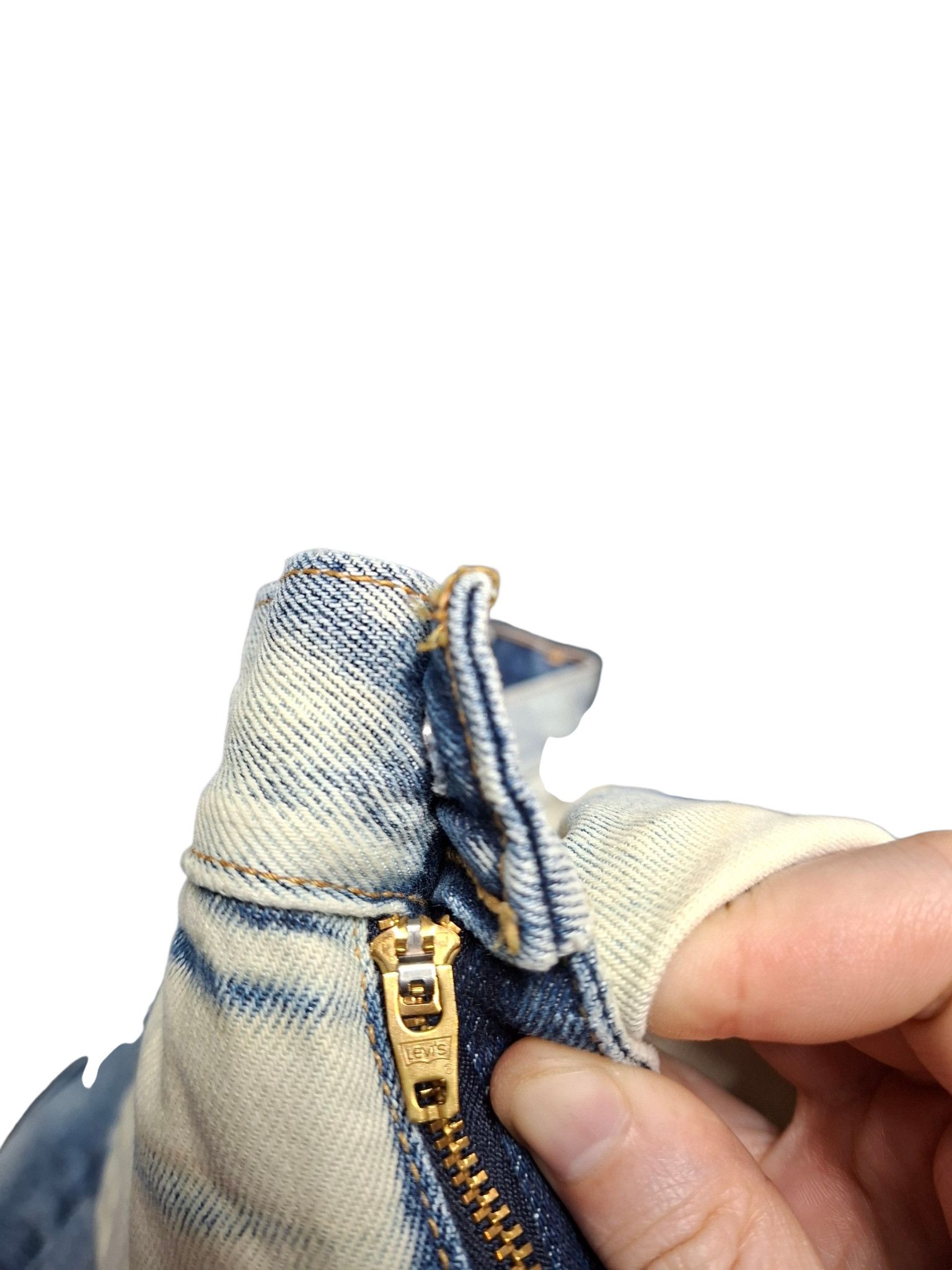 Levi's Vintage Clothing LEVIS 507 BOOTCUT VINTAGE MADE IN SPAIN FIRE JEANS DENIM Size US 32 / EU 48 - 6 Thumbnail