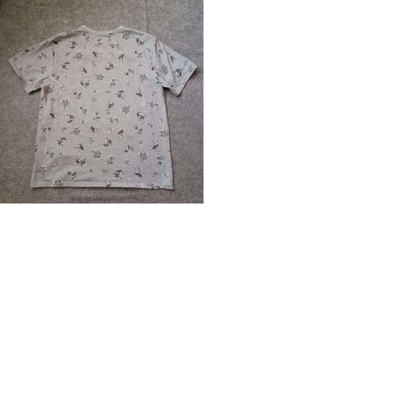 Disney Disneyland T Shirt Mens Large Gray All Over Print Disney Characters Park Shirt Mens L Gray Disney Mickey Mouse 90s Theme Boys Girls Mens Size US L / EU 52-54 / 3 - 9 Thumbnail