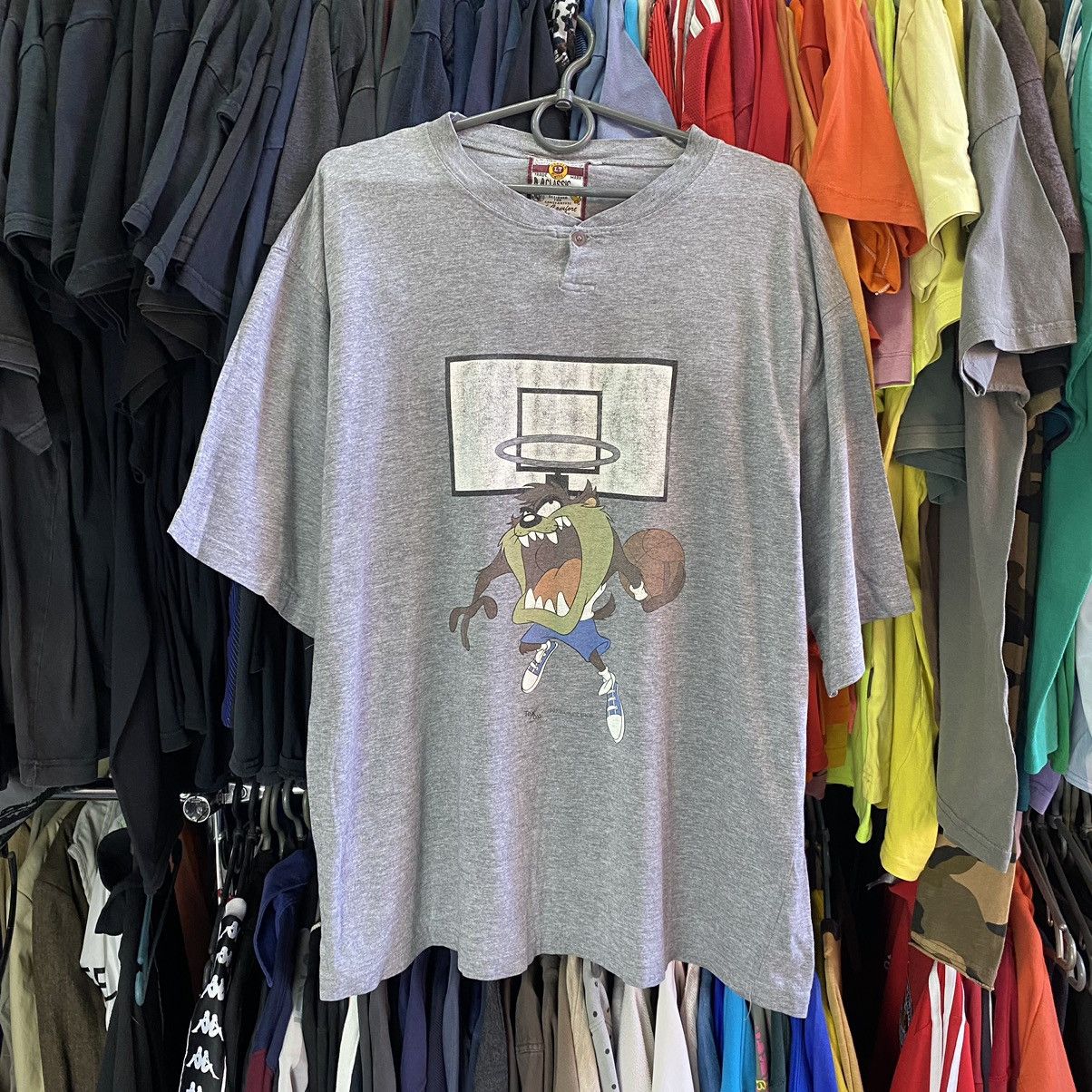 Cartoon Network Vintage Warner Bros Tazz 1997 Disney cartoon tee Size US L / EU 52-54 / 3 - 1 Thumbnail