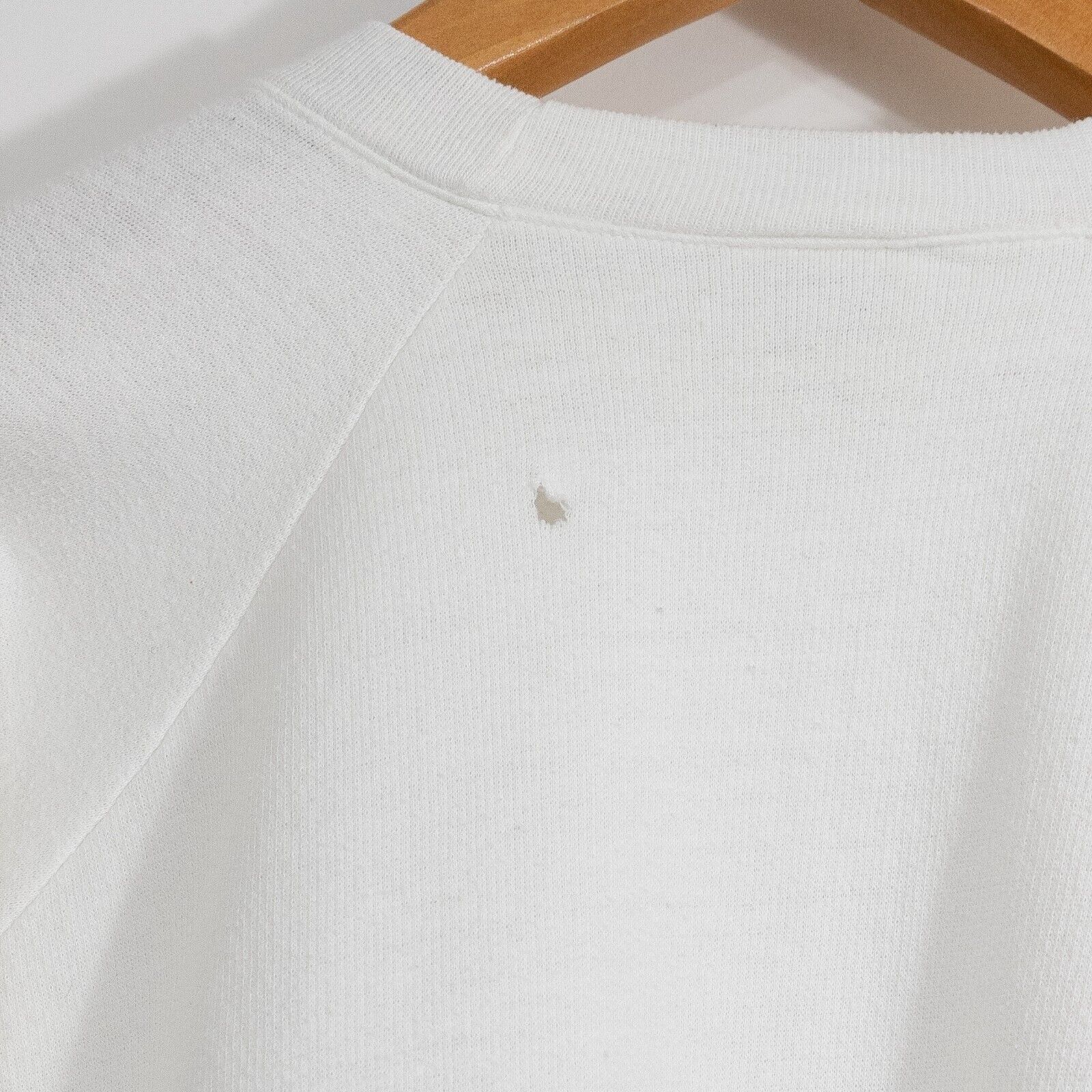 Guess × Vintage Vintage 80s Guess Jeans Sweatshirt M - Raglan Distressed Size US M / EU 48-50 / 2 - 8 Thumbnail