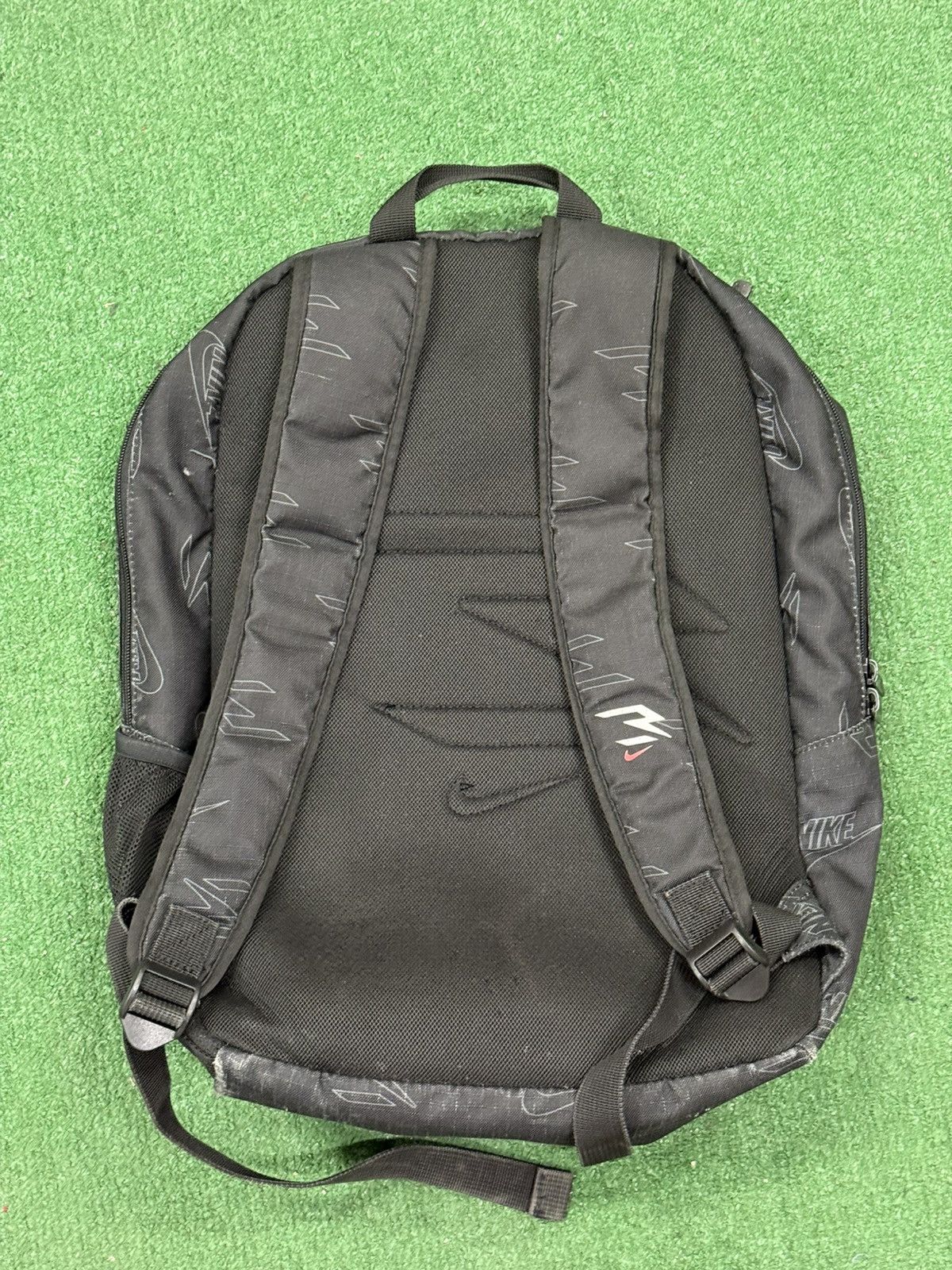 Nike Nike 3 Graffiti Logo Backpack Size ONE SIZE - 6 Thumbnail