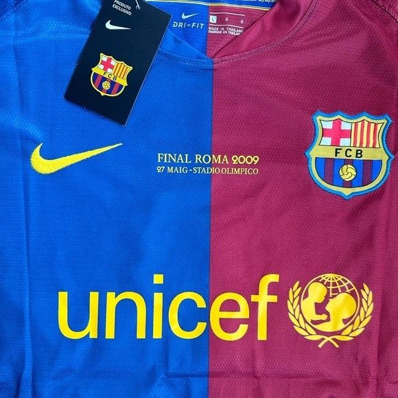 Nike Barcelona Soccer Jersey Lionel Messi #10 Retro Final UCL 200 Size US M / EU 48-50 / 2 - 12 Thumbnail