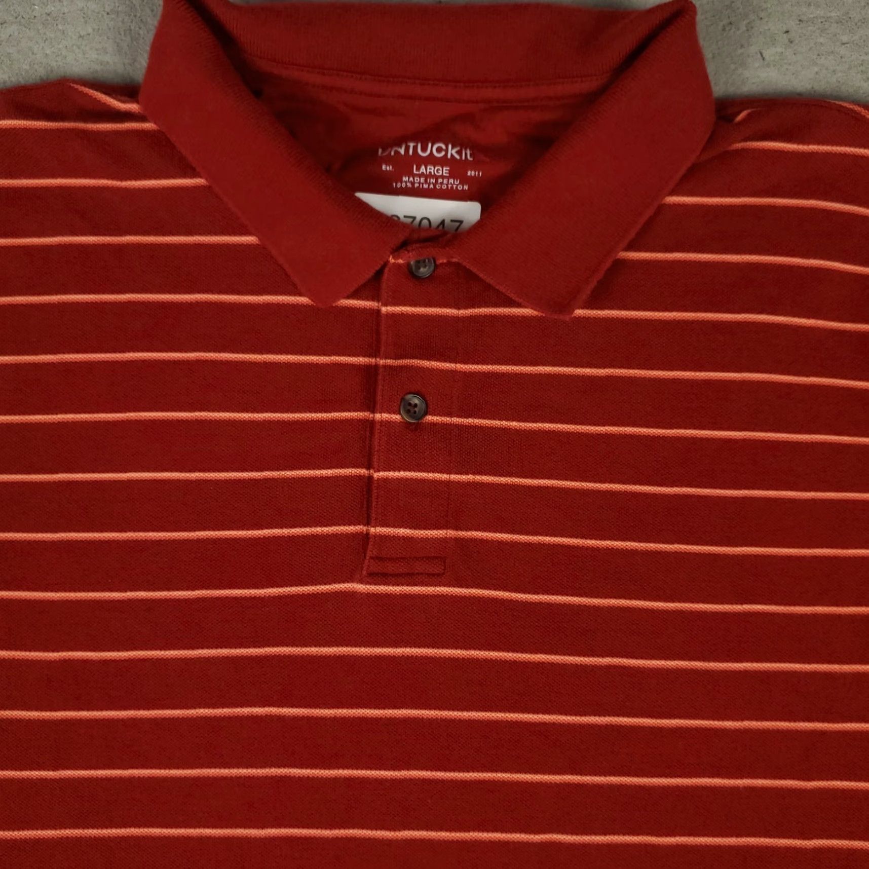 UNTUCKit UNTUCKit Polo Shirt Mens Size Large Red Striped Golf Casual Short Sleeve Size US L / EU 52-54 / 3 - 2 Thumbnail