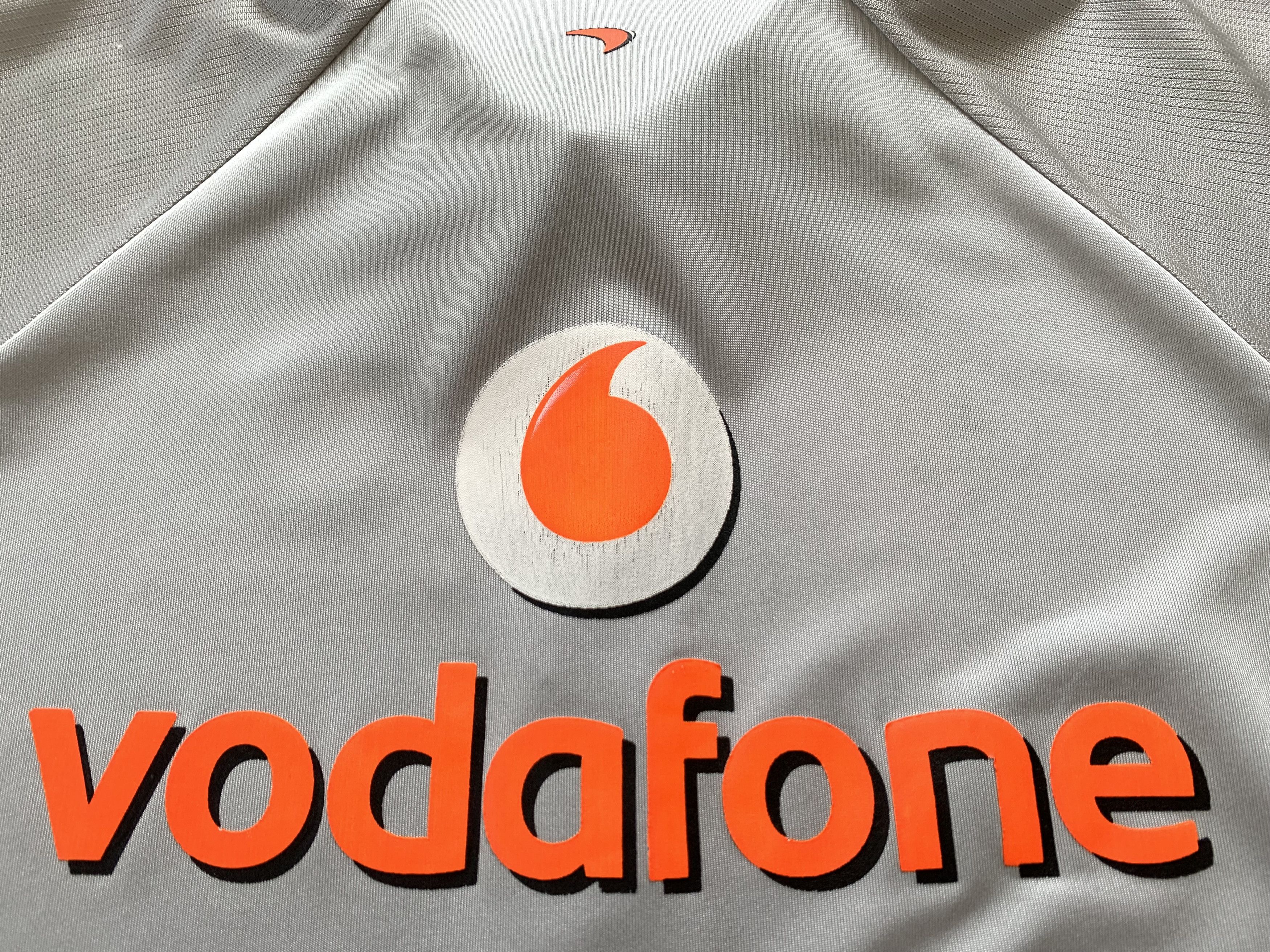 Mercedes-Benz × Rokit Vintage McLaren Mercedes Benz Vodafone Racing Polo T-Shirt Size US L / EU 52-54 / 3 - 7 Thumbnail