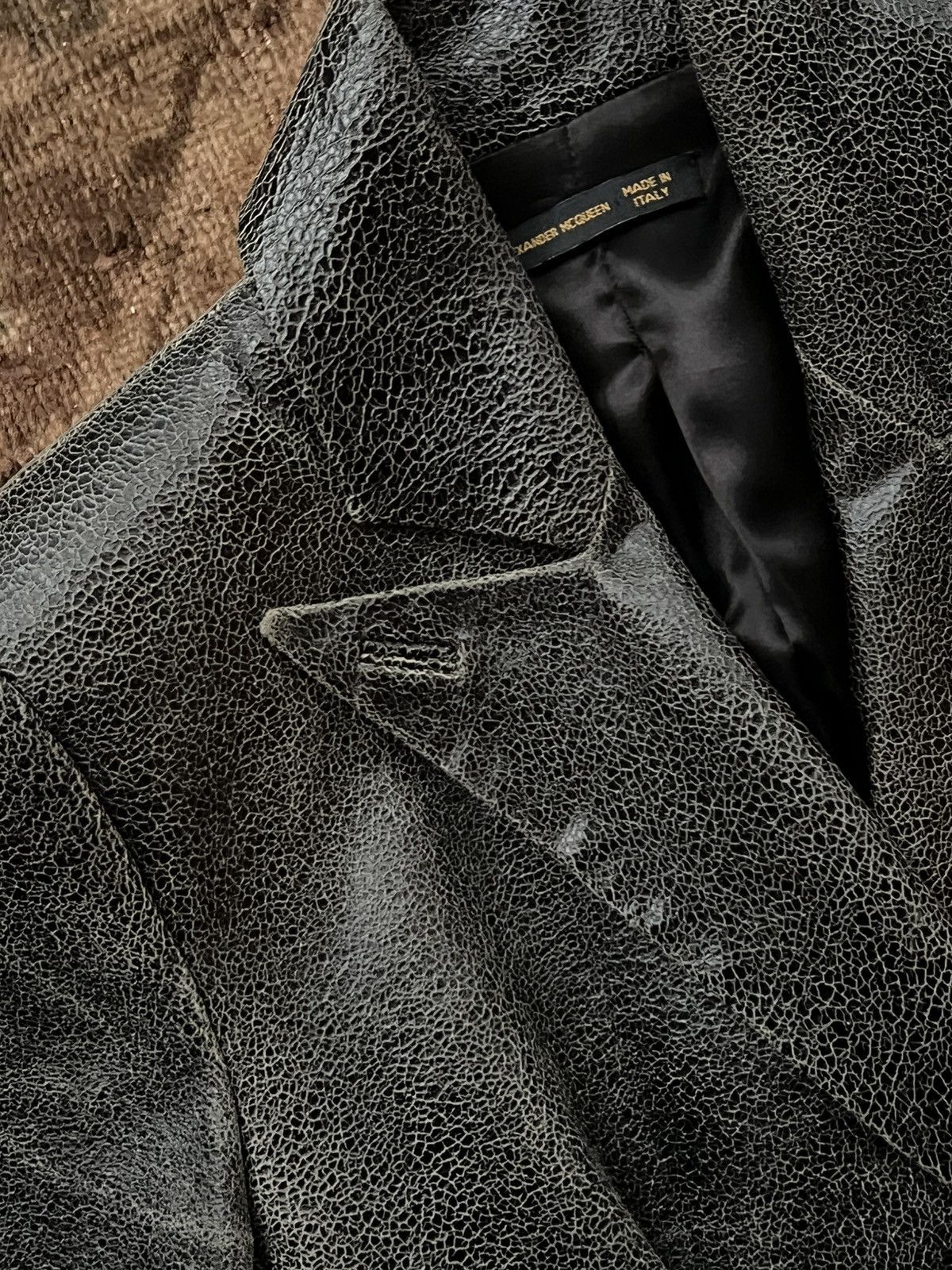 Alexander McQueen McQueen FW99 Overlook Cracked Leather Blazer Size M / US 6-8 / IT 42-44 - 4 Thumbnail