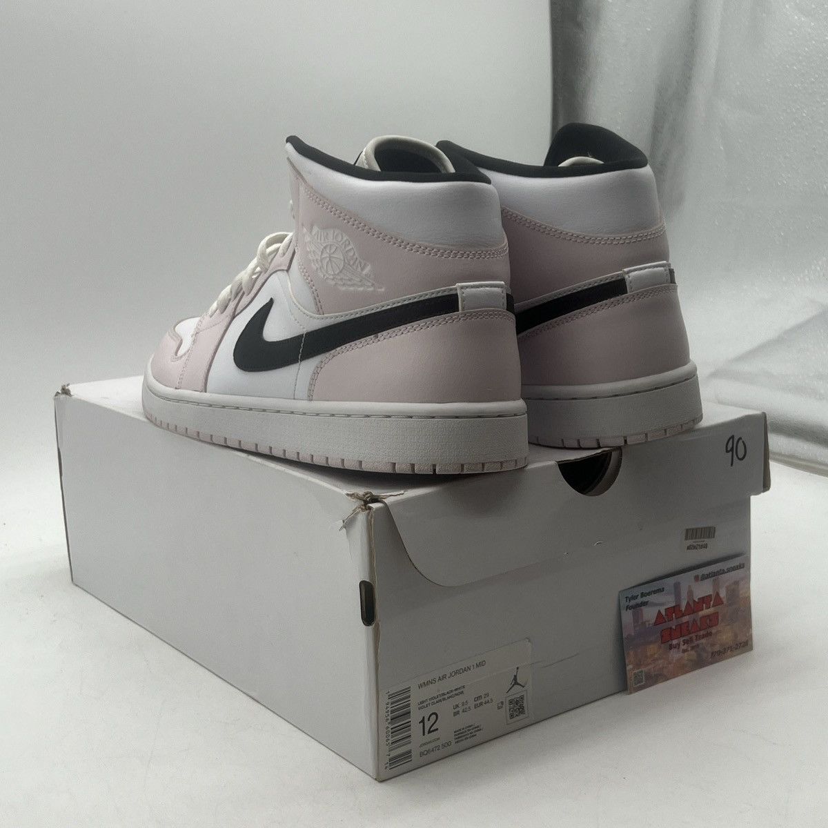Jordan Brand Wmns air Jordan 1 mid barely rose Size US 12 / IT 42 - 4 Thumbnail