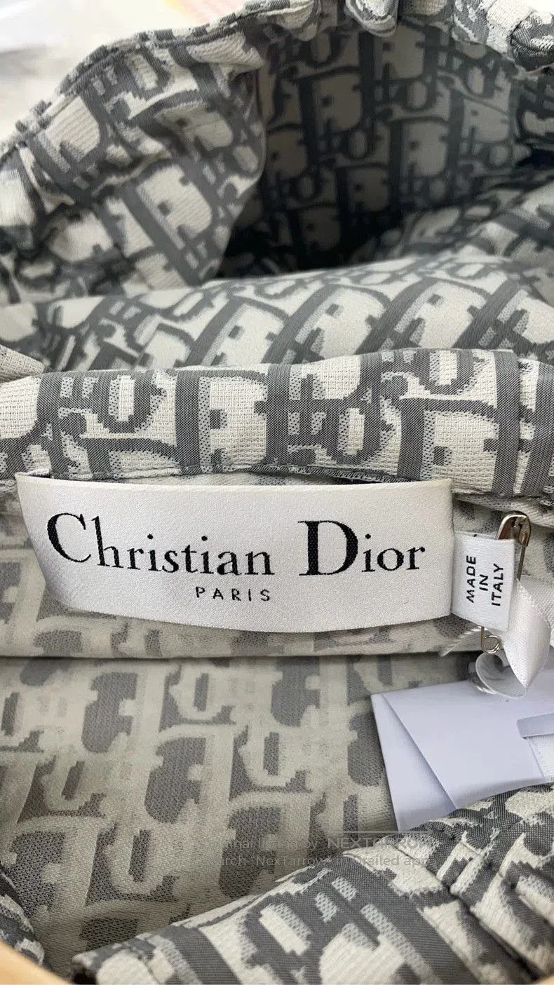 Dior Dior Monogram Logo Hooded Windbreaker. Size US XS / EU 42 / 0 - 3 Thumbnail