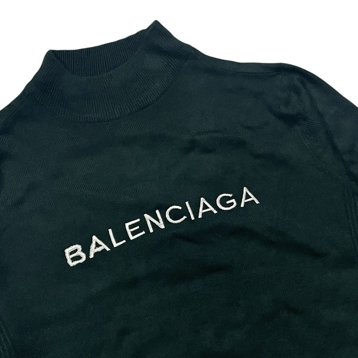 Balenciaga Vintage Balenciaga Embroidery Turtle Neck Size US M / EU 48-50 / 2 - 3 Thumbnail