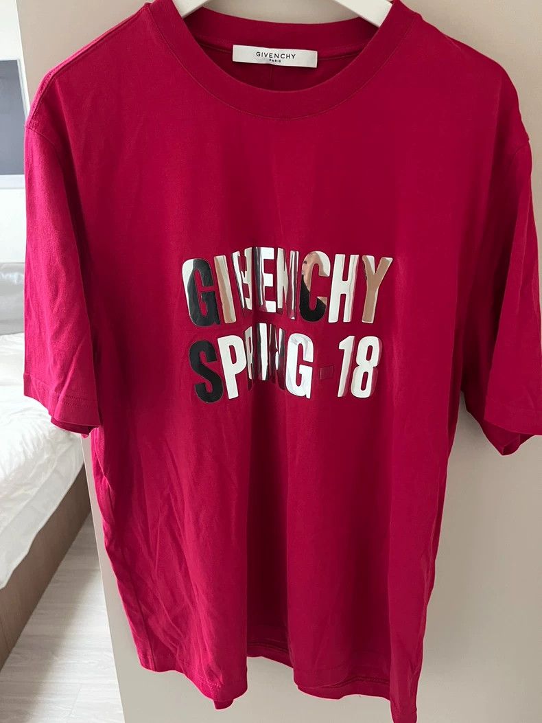 Givenchy Givenchy Short-sleeved shirt, size M Size US M / EU 48-50 / 2 - 1 Thumbnail