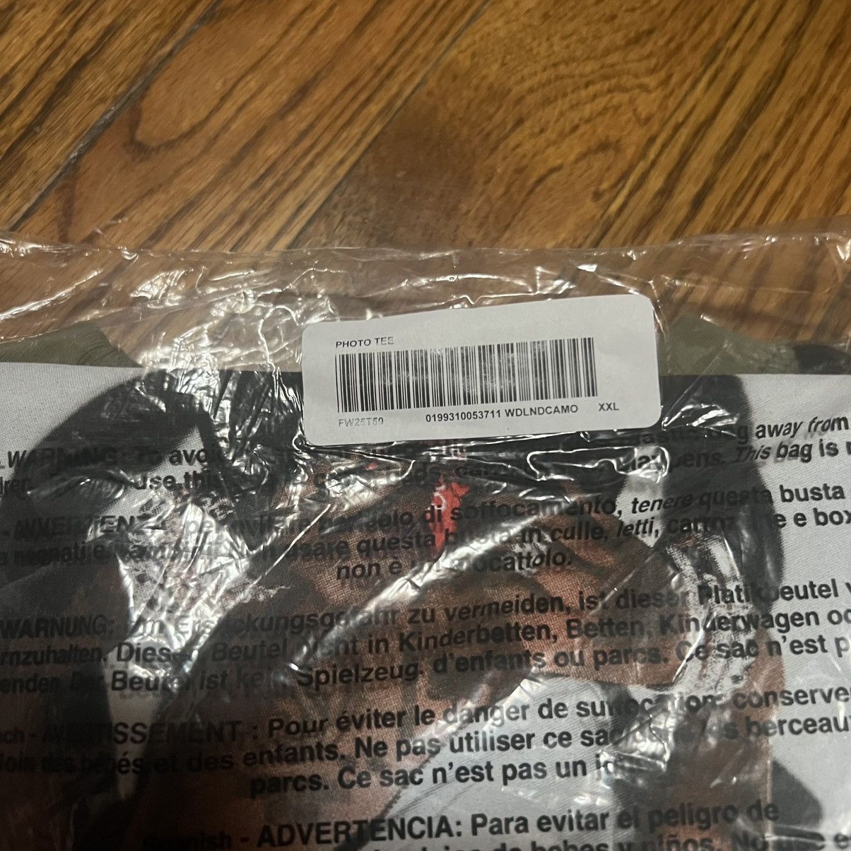 Supreme In Hand Supreme Playboi Carti Photo Tee Woodland Camo XXL Size US XXL / EU 58 / 5 - 5 Thumbnail
