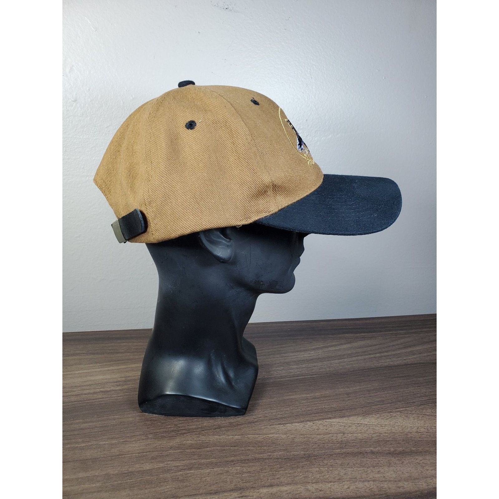 Vintage ALASKA Hat Headliners Strap Cap Brown Grizzly Bear w/ Fish Size ONE SIZE - 5 Thumbnail