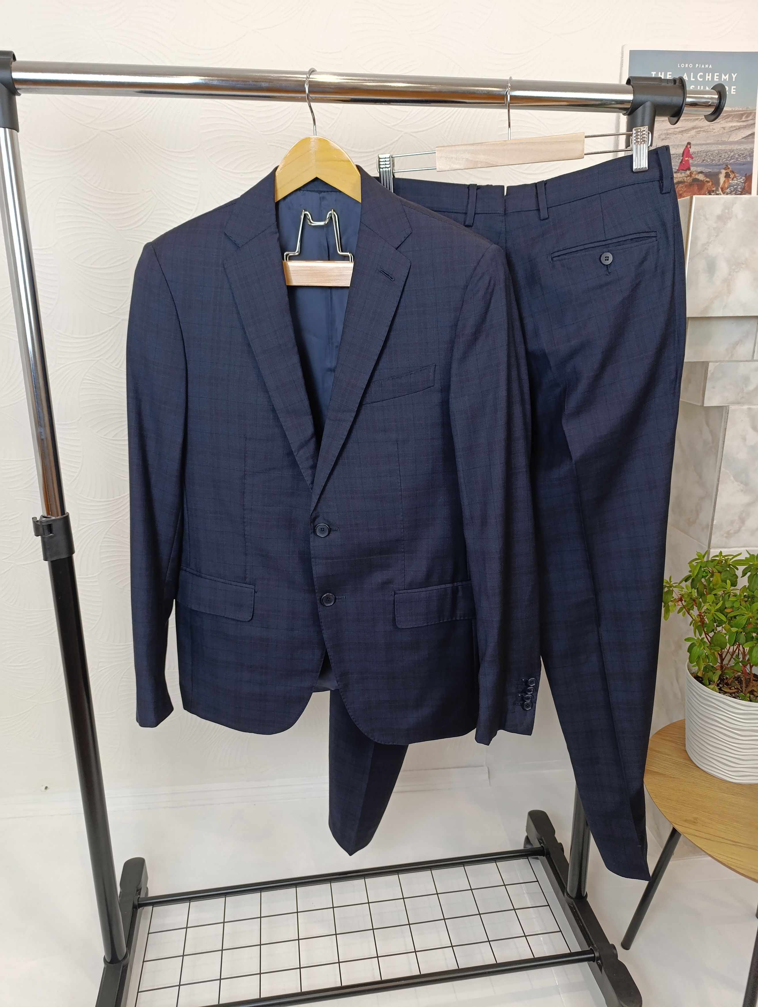 Caruso RAFFAELE CARUSO SUIT BY LORO PIANA TASMANIAN SUPER 150 WOOL Size 48R - 1 Thumbnail