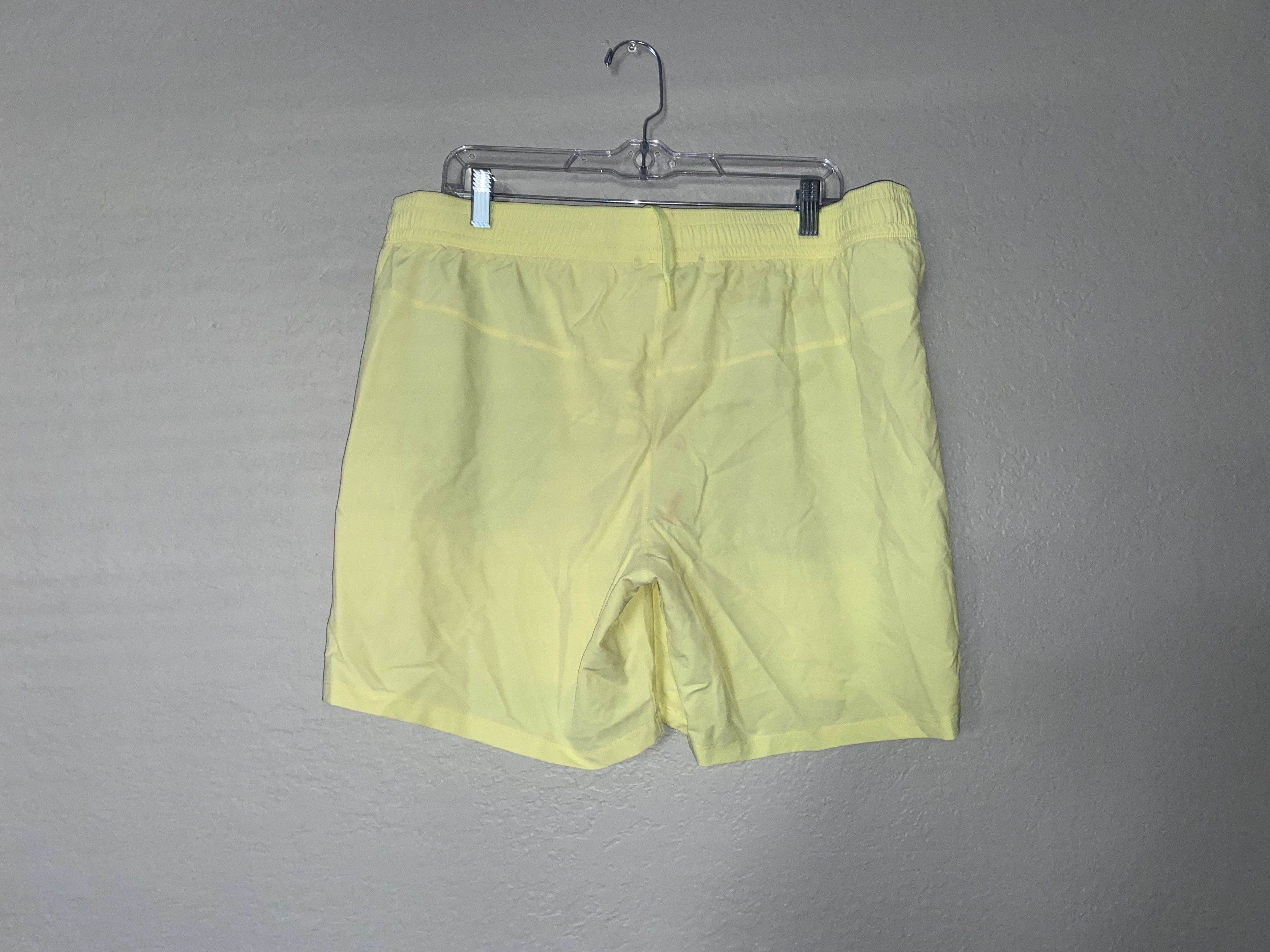 Target Basics All In Motion Lightweight yellow shorts XL gym workout 36 38 Size US 36 / EU 52 - 3 Thumbnail