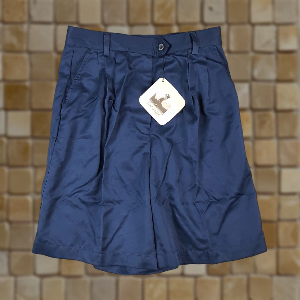 Spalding VINTAGE Spalding Relaxed Fit Pleated Front Preppy Golf Size 12 High Waist Navy Blue Chino Shorts Women 12 Navy Blue Chino Shorts Size 34" / US 12 / IT 48 - 1 Thumbnail