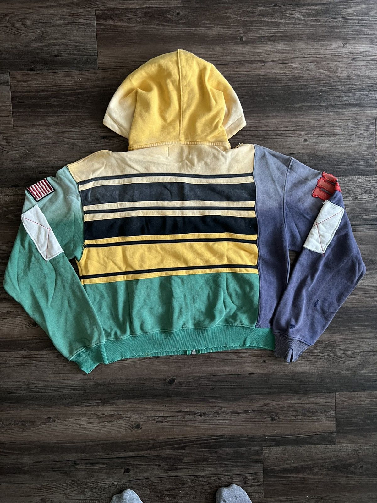 Vale Vale Valley Dreams Collage Zip Up Hoodie Mardi Gras Size US S / EU 44-46 / 1 - 2 Thumbnail