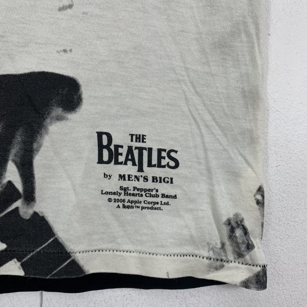 Vintage Vintage Y2K THE BEATLES By Men’s Bigi Overprint Band Tshirt Size US XS / EU 42 / 0 - 4 Thumbnail