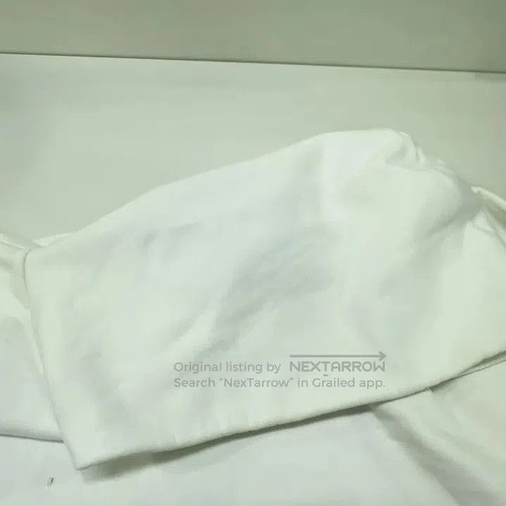 Balenciaga Balenciaga Unisex White Long Sleeve Sweatshirt. Size US XXS / EU 40 - 4 Thumbnail