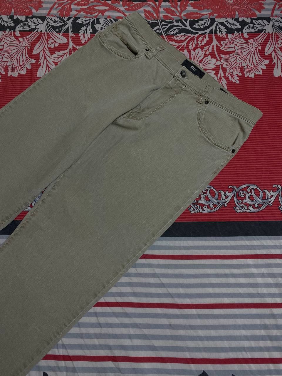 BRAX BRAX X&MORE Regular Fit 5-Pocket stretch Jeans. Size US 36 / EU 52 - 7 Thumbnail