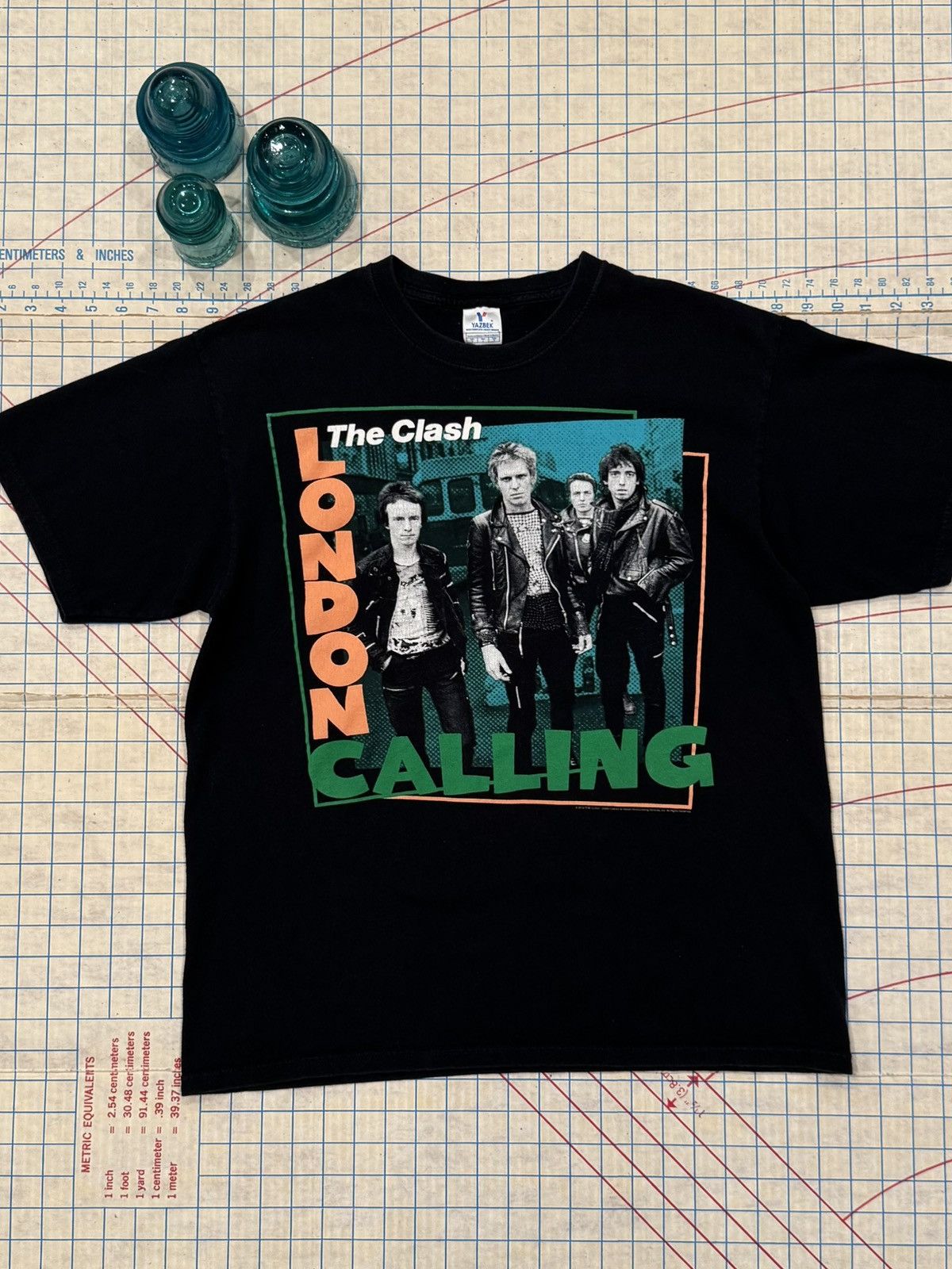 Band Tees The Clash London Calling Graphic Band Tee Black Size Large Size US L / EU 52-54 / 3 - 2 Thumbnail