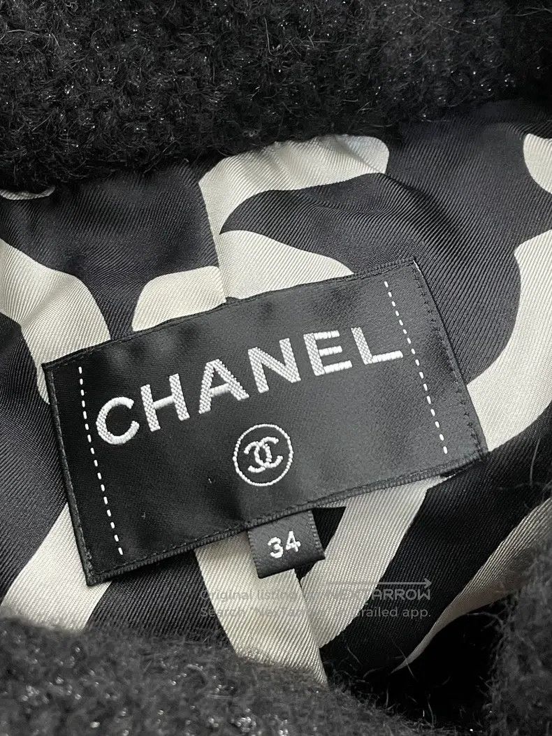 Chanel Chanel Black ox horn buckle hooded college tweed jacket Size XXS / US 00 / IT 34 - 5 Thumbnail