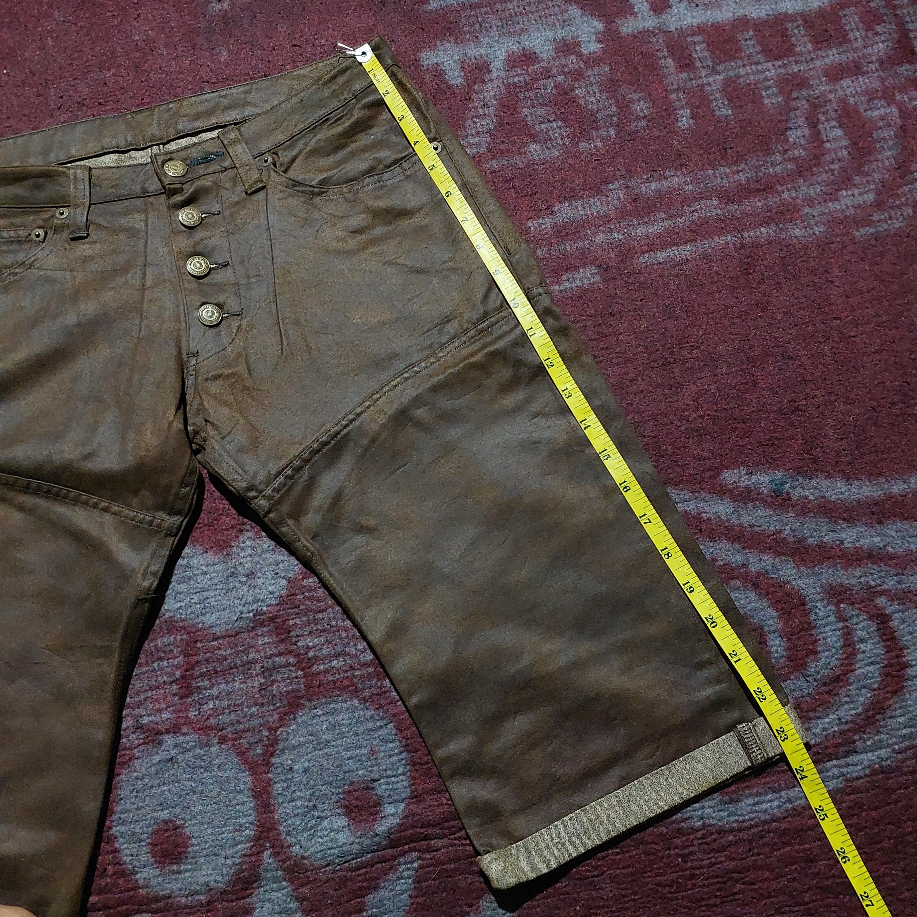 Tornado Mart Tornado Mart button down pleated knee length shorts Size US 31 - 12 Thumbnail