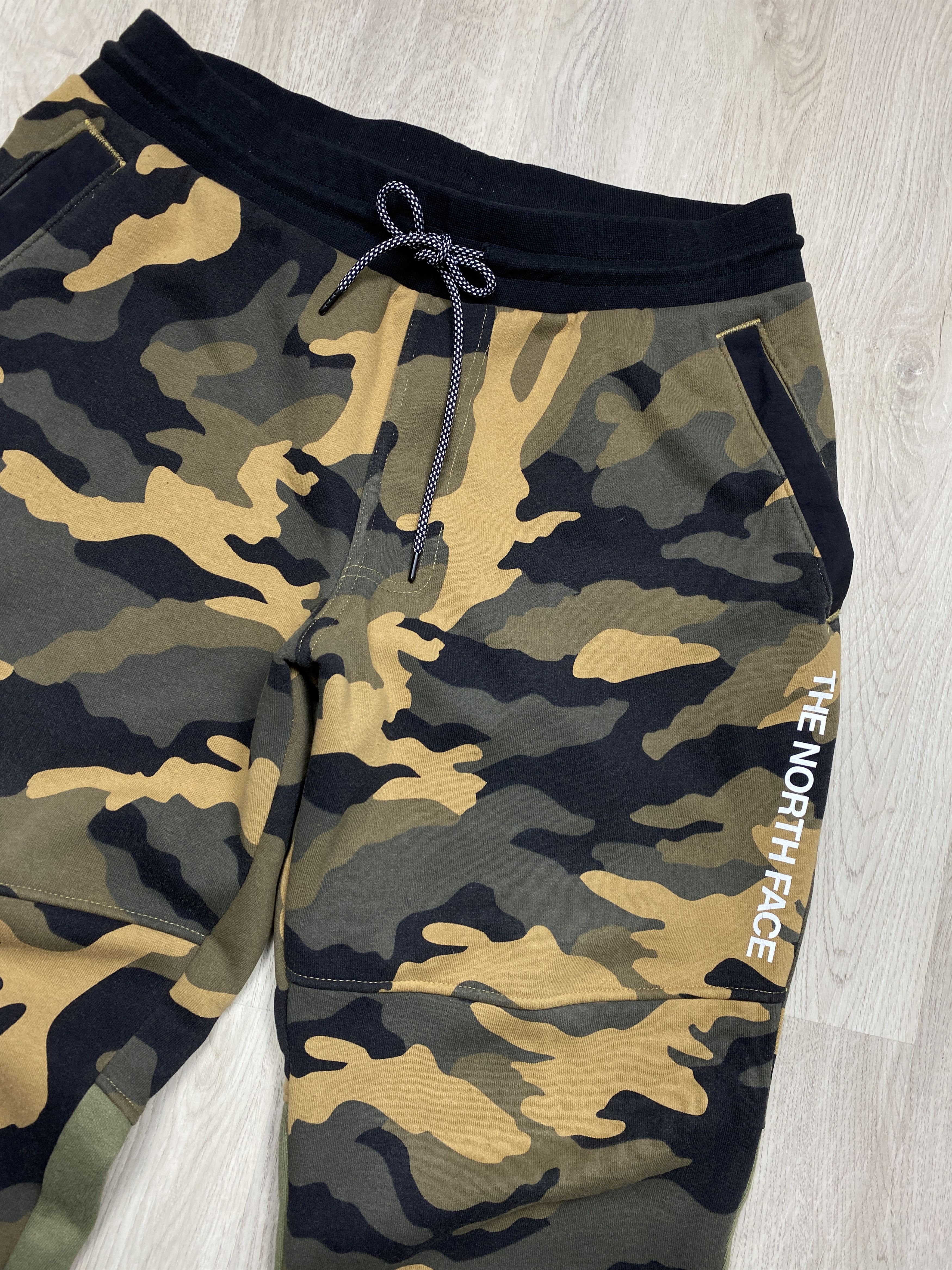 The North Face The North Face Vintage Mens Sweatpants Jogger Pants Size US 36 / EU 52 - 2 Thumbnail