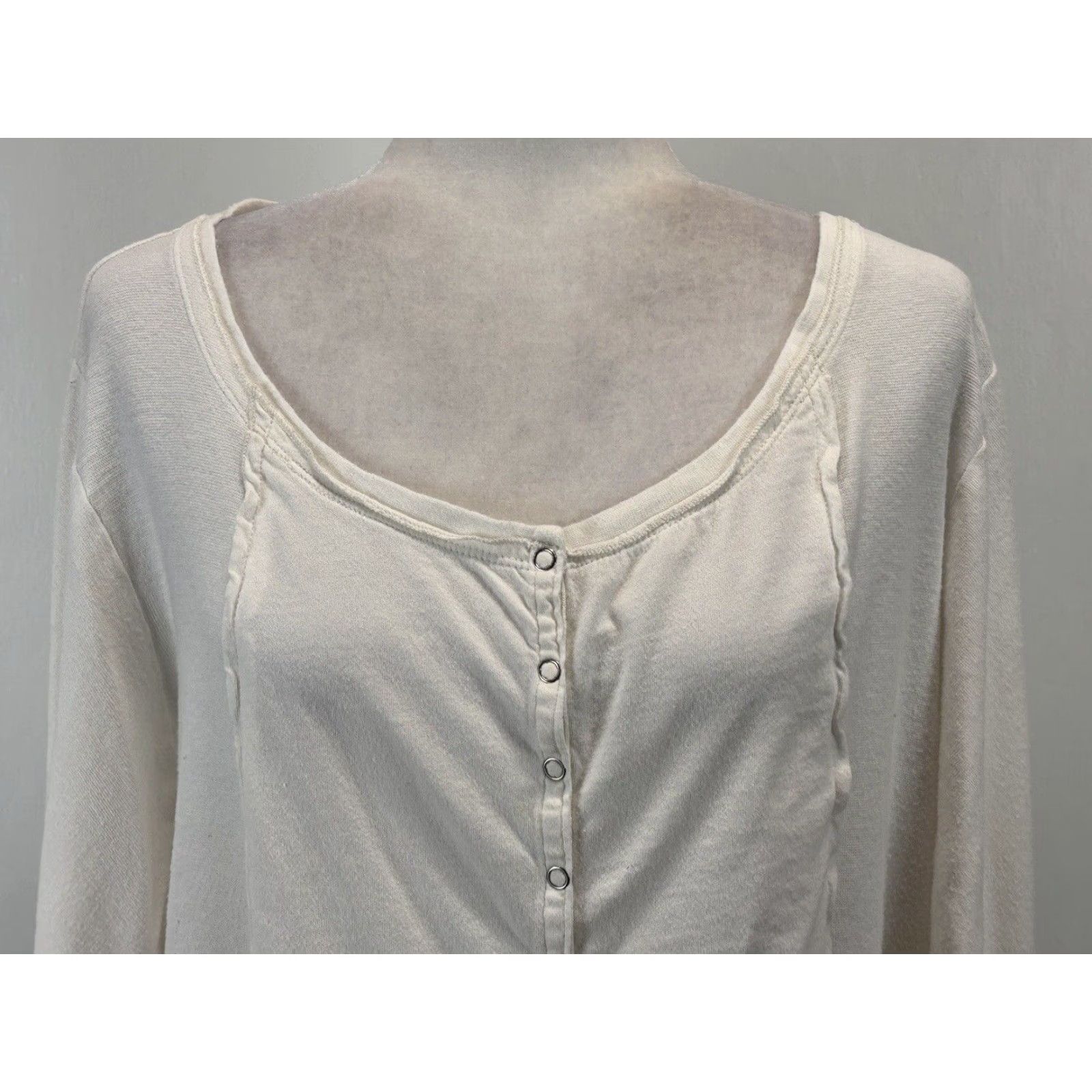 Soft Surroundings VINTAGE Soft Surroundings Women's Casual Long Sleeve Snap Front Top Shirt 1X Ivory Cotton Blend Plus Size Size XL / US 12-14 / IT 48-50 - 5 Thumbnail