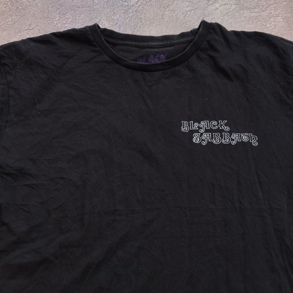 Band Tees VINTAGE BAND TEE BLACK SABBATH ROCK MUSIC METAL Size US XL / EU 56 / 4 - 4 Thumbnail