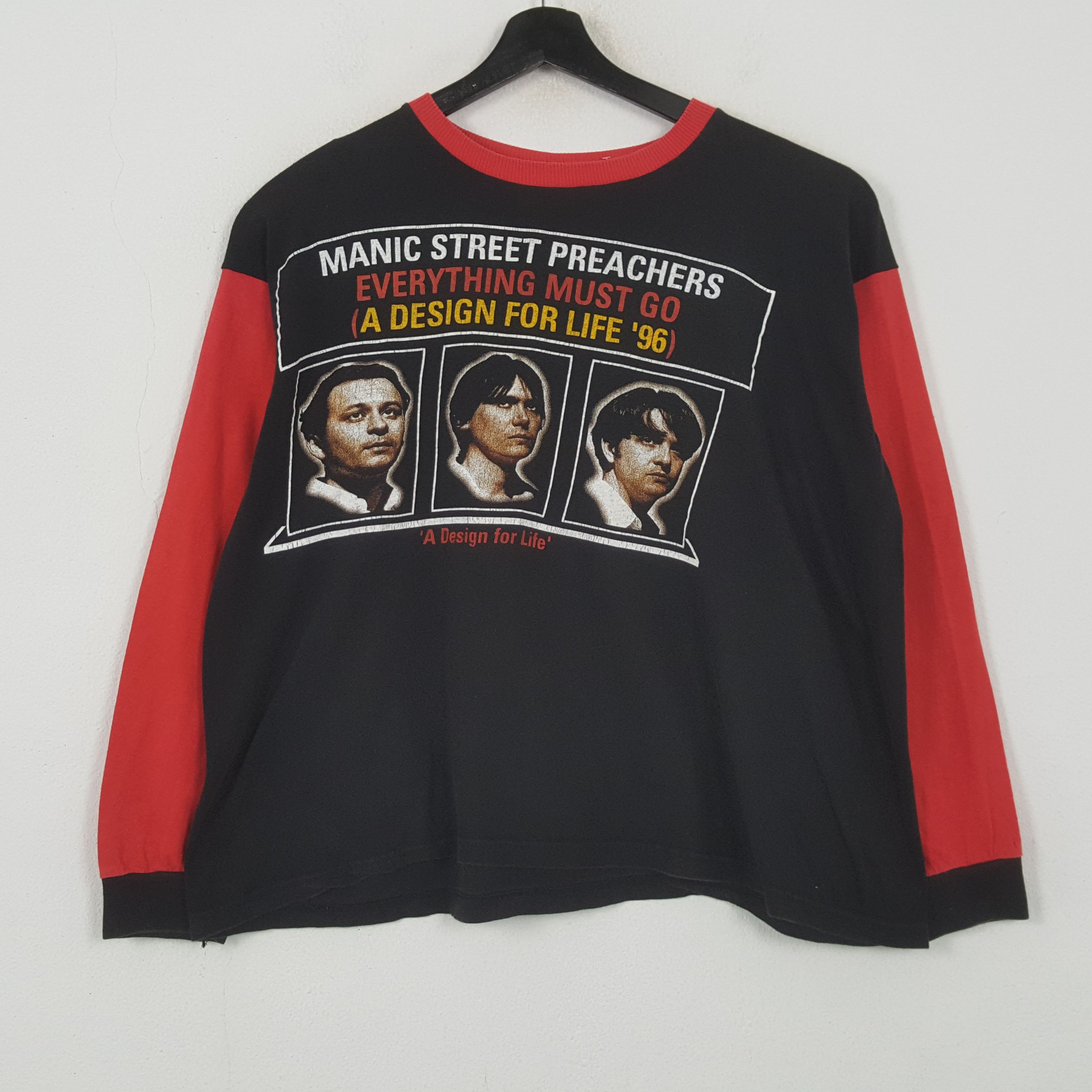 Vintage Manic Street Preachers Phototees Style Tshirt 32 Size US XL / EU 56 / 4 - 1 Thumbnail