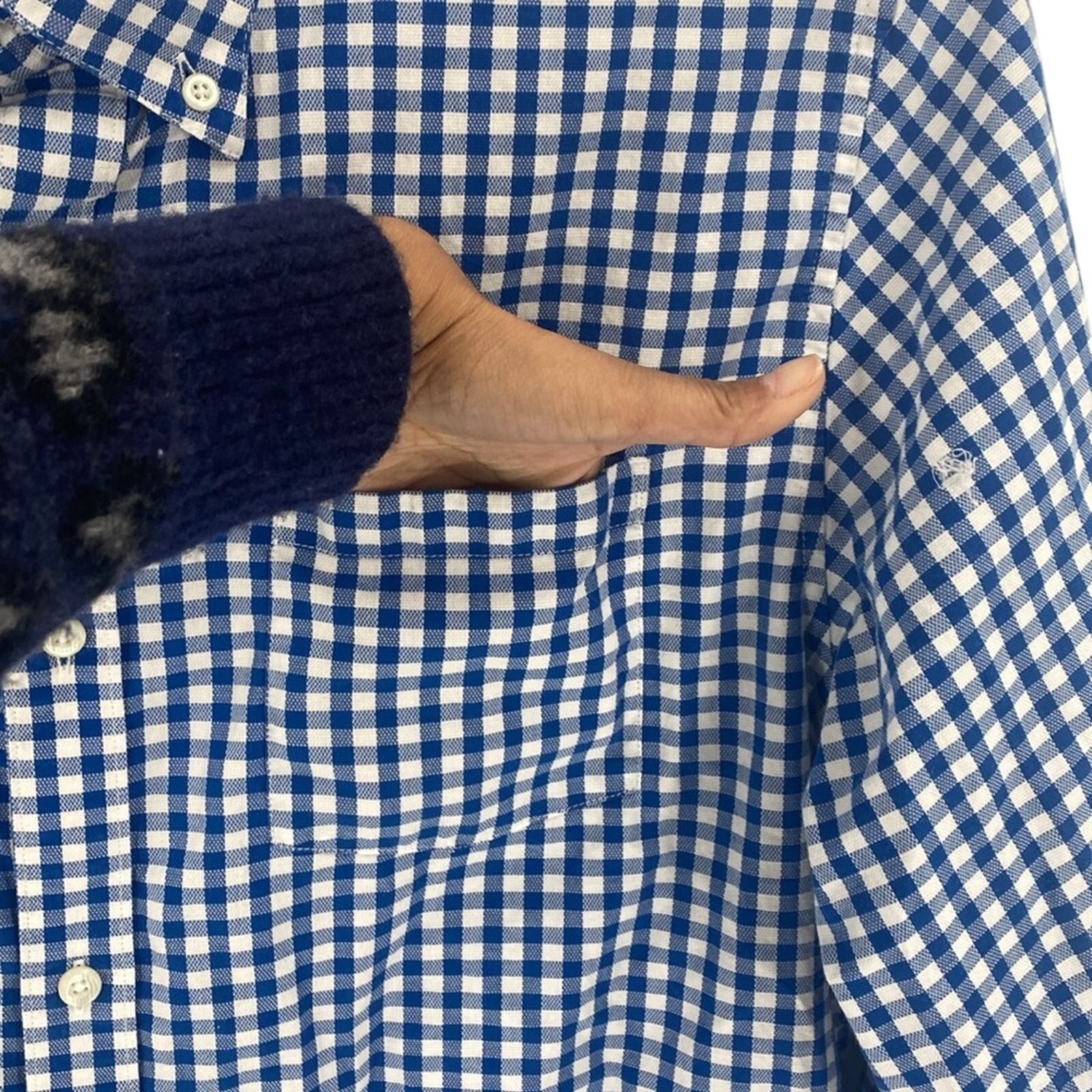 Mountain Khakis Mountain Khakis Classic fit blue white checked button down Size US L / EU 52-54 / 3 - 4 Thumbnail