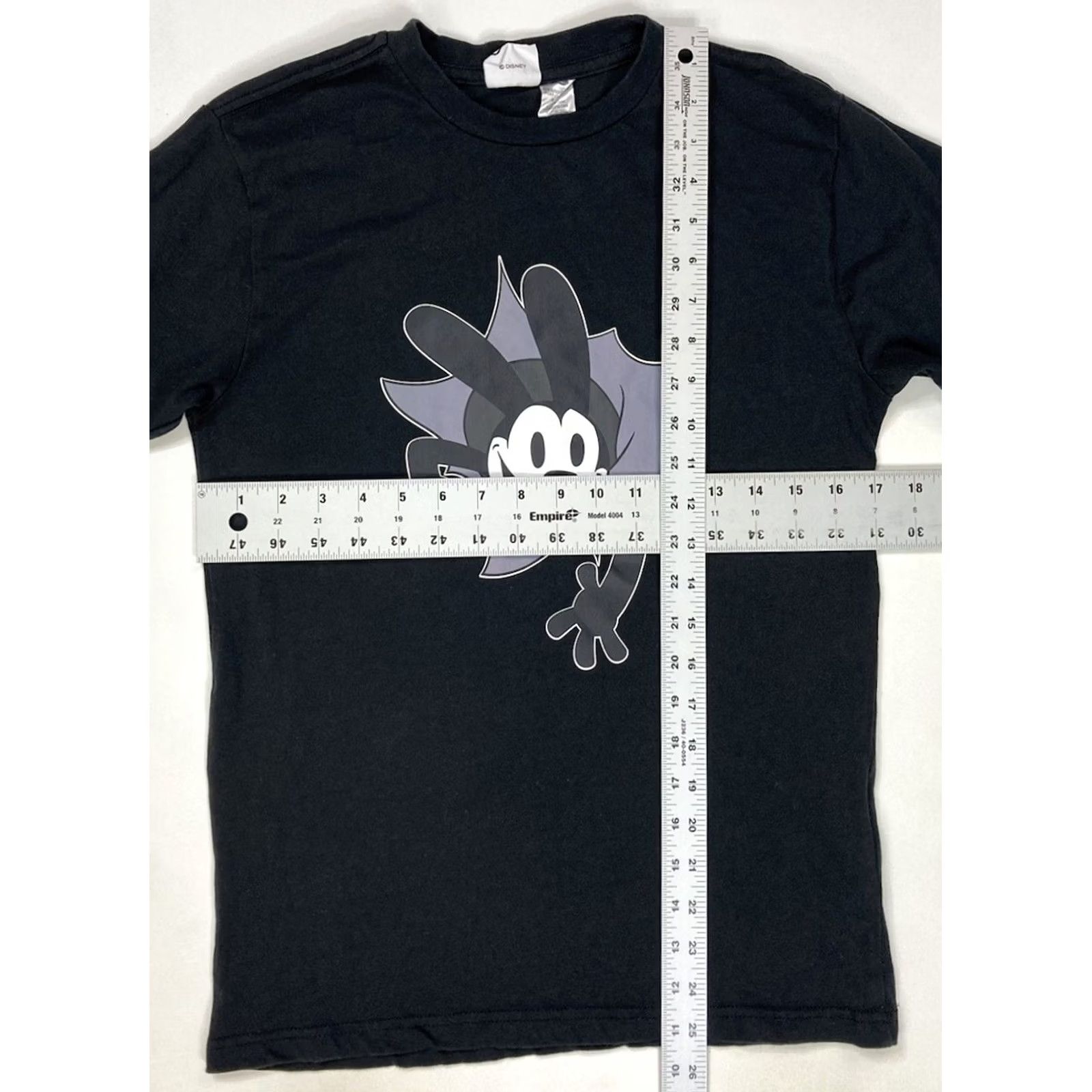 Disney VINTAGE Disney Oswald The Lucky Rabbit Graphic T-shirt Women XS Black 100 Anniversary Size XS / US 0-2 / IT 36-38 - 6 Thumbnail