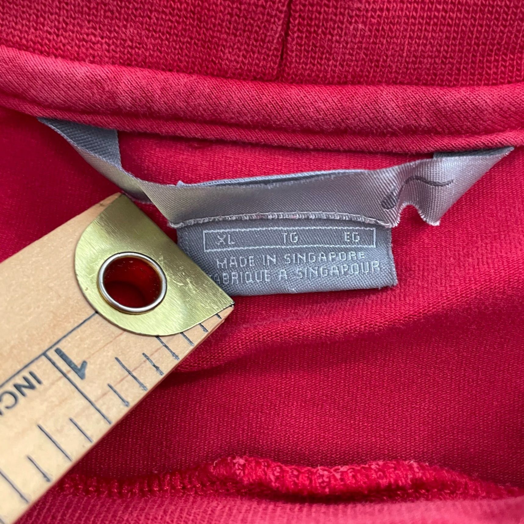 Nike VINTAGE Nike Sweatshirt Adult XL Red Embroidered Swoosh Mens XL City College USA Logo Pullover Crew Neck 100% Cotton/Spandex Regular Fit Size US XL / EU 56 / 4 - 7 Thumbnail