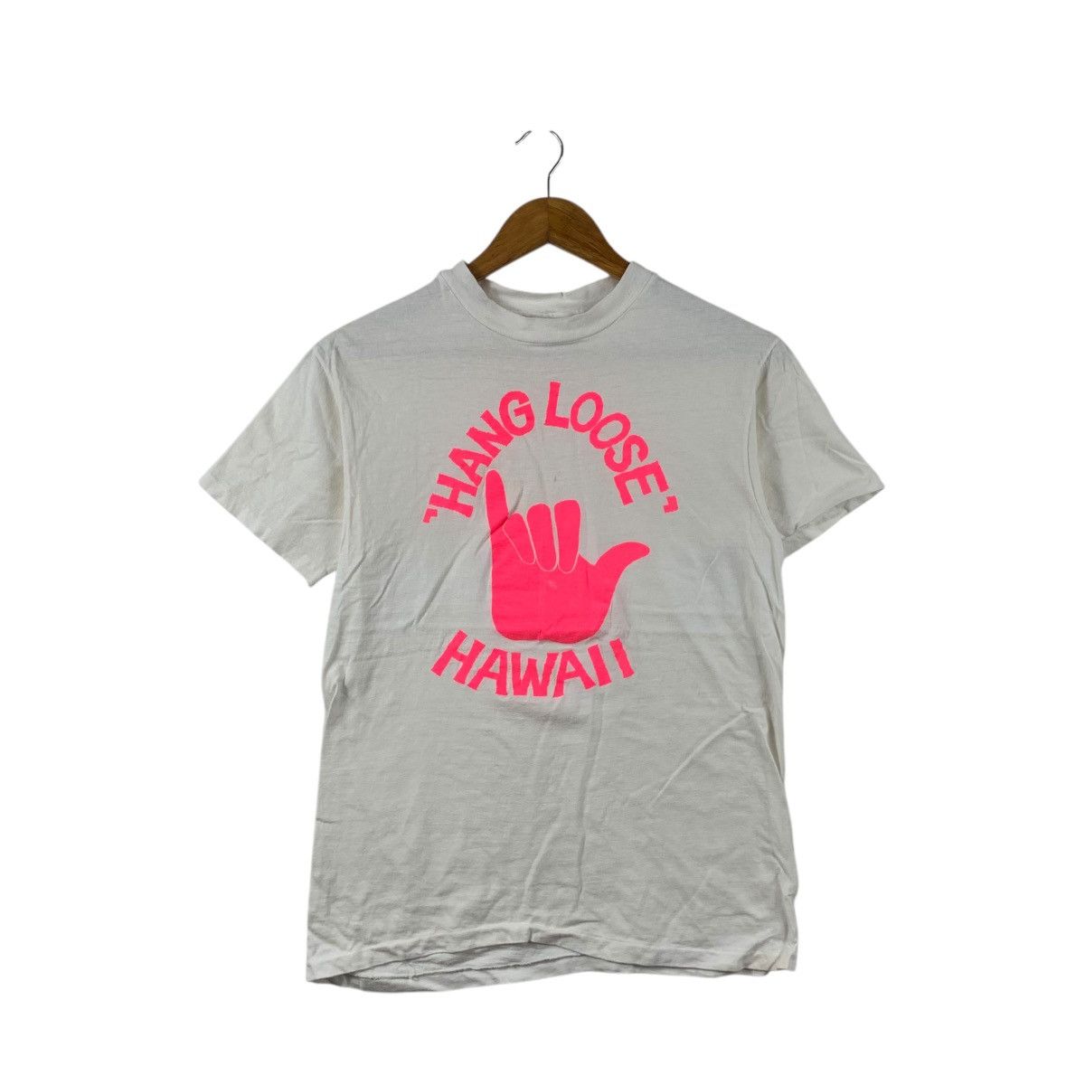 Vintage Vintage 90’ HAWAII HANG LOOSE Hand Gesture Symbol Tee Shirt Size US M / EU 48-50 / 2 - 1 Thumbnail