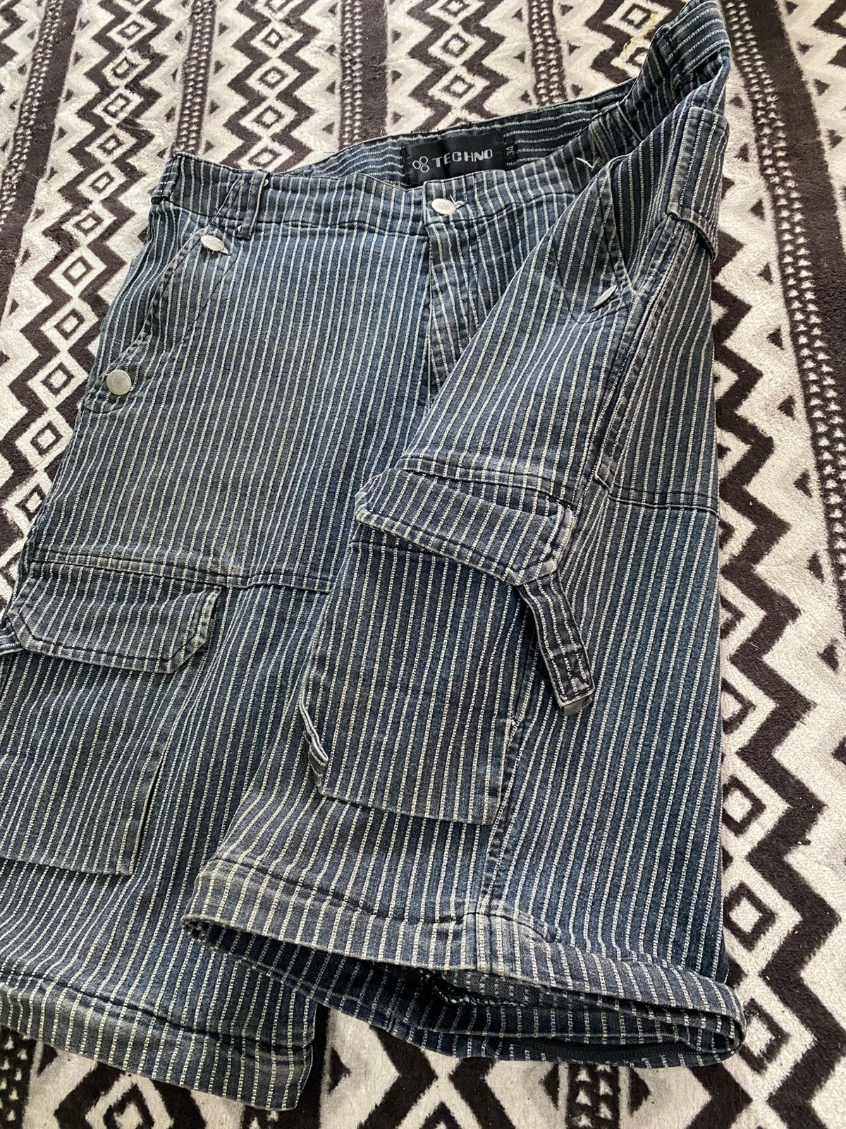 Other Techno Short Pants Size US 34 / EU 50 - 3 Thumbnail