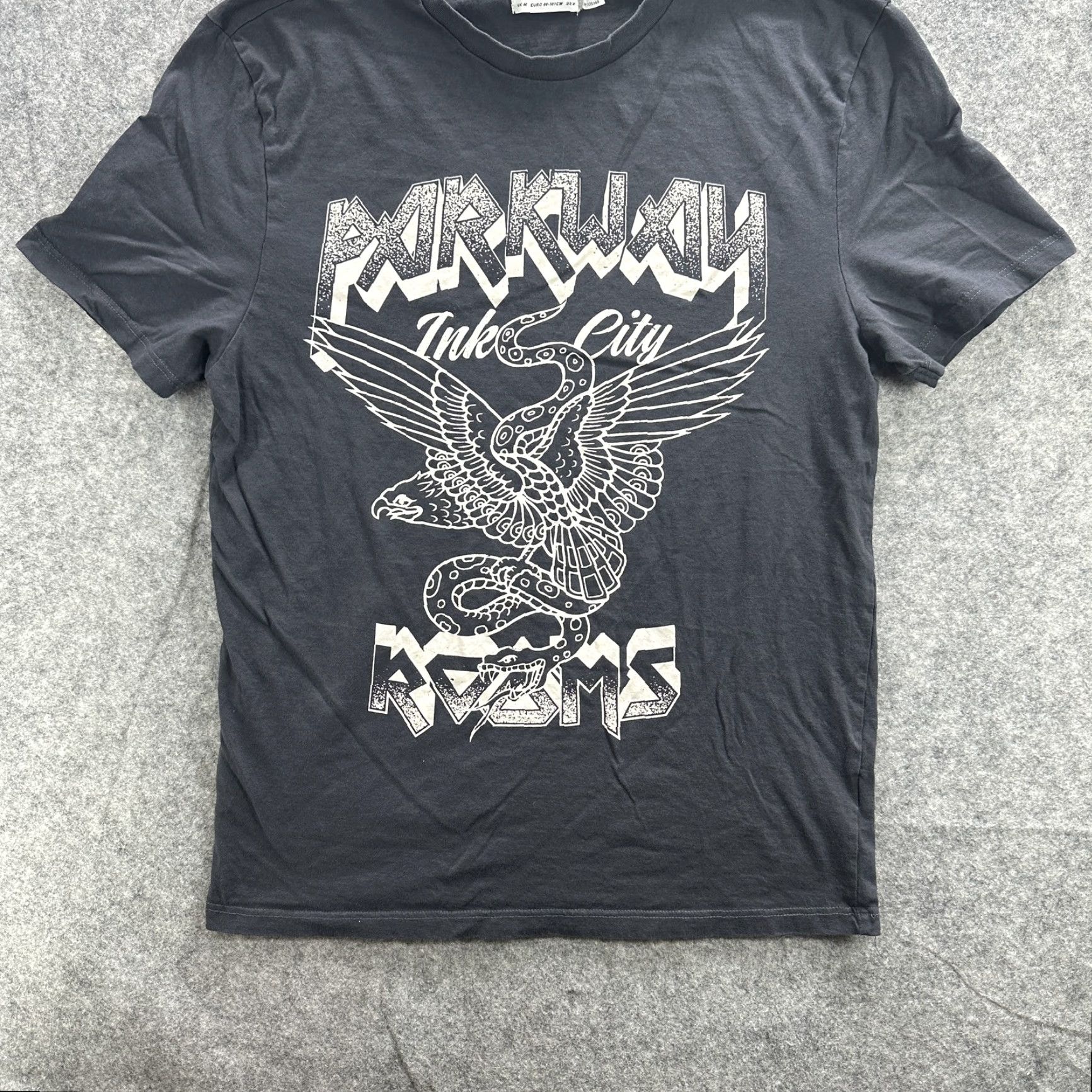 Topman Topman Parkway Ink City Shirt Mens Medium Black Graphic Eagle Snake Tattoo Tee Size US M / EU 48-50 / 2 - 2 Thumbnail