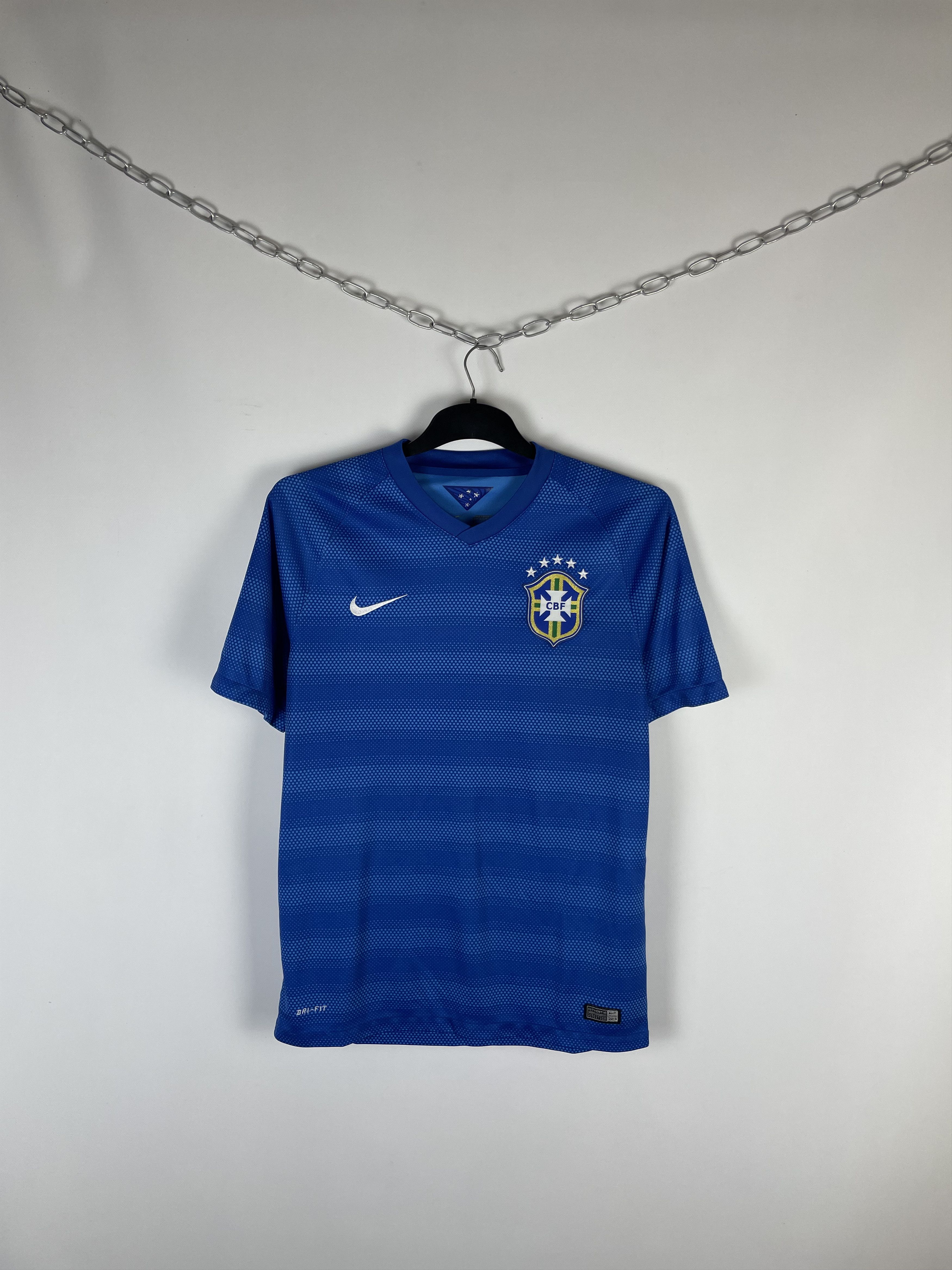 Nike Vintage Brazil Nike Soccer Jersey Size US M / EU 48-50 / 2 - 1 Thumbnail