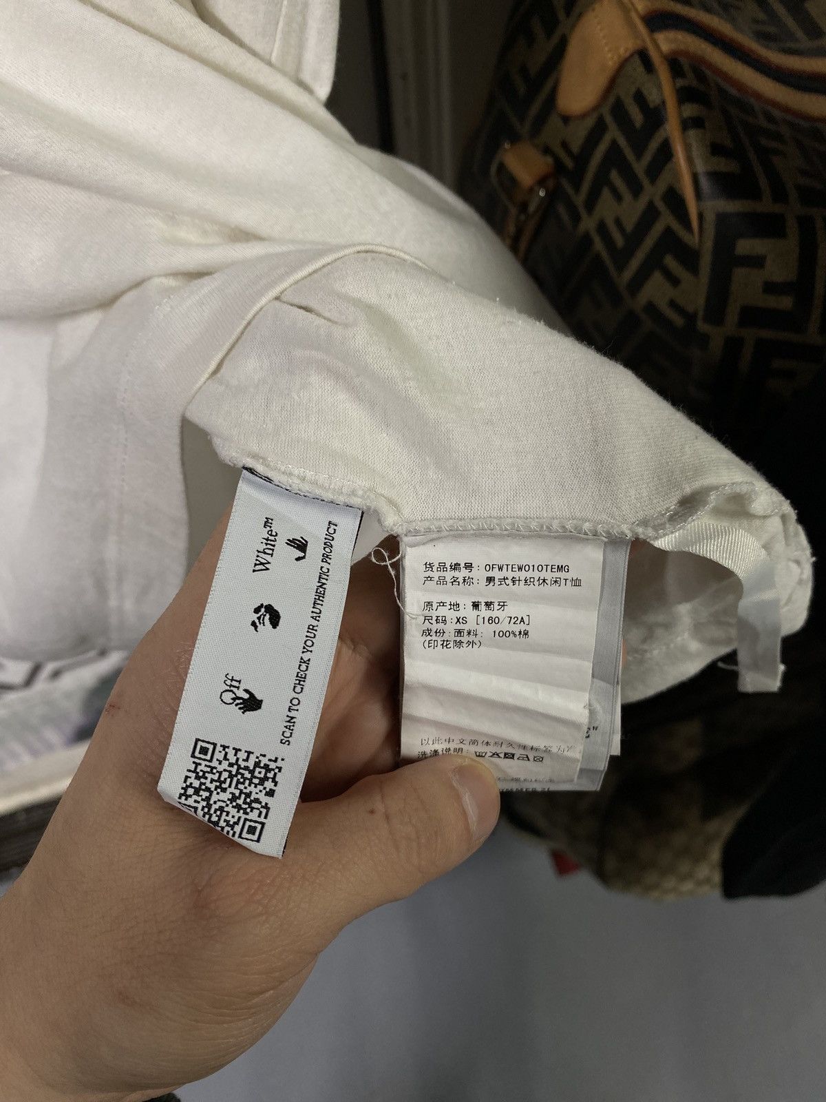 Other Off-White Virgil Abloh World Caterpillar White Shirt XLarge Size US XL / EU 56 / 4 - 7 Thumbnail