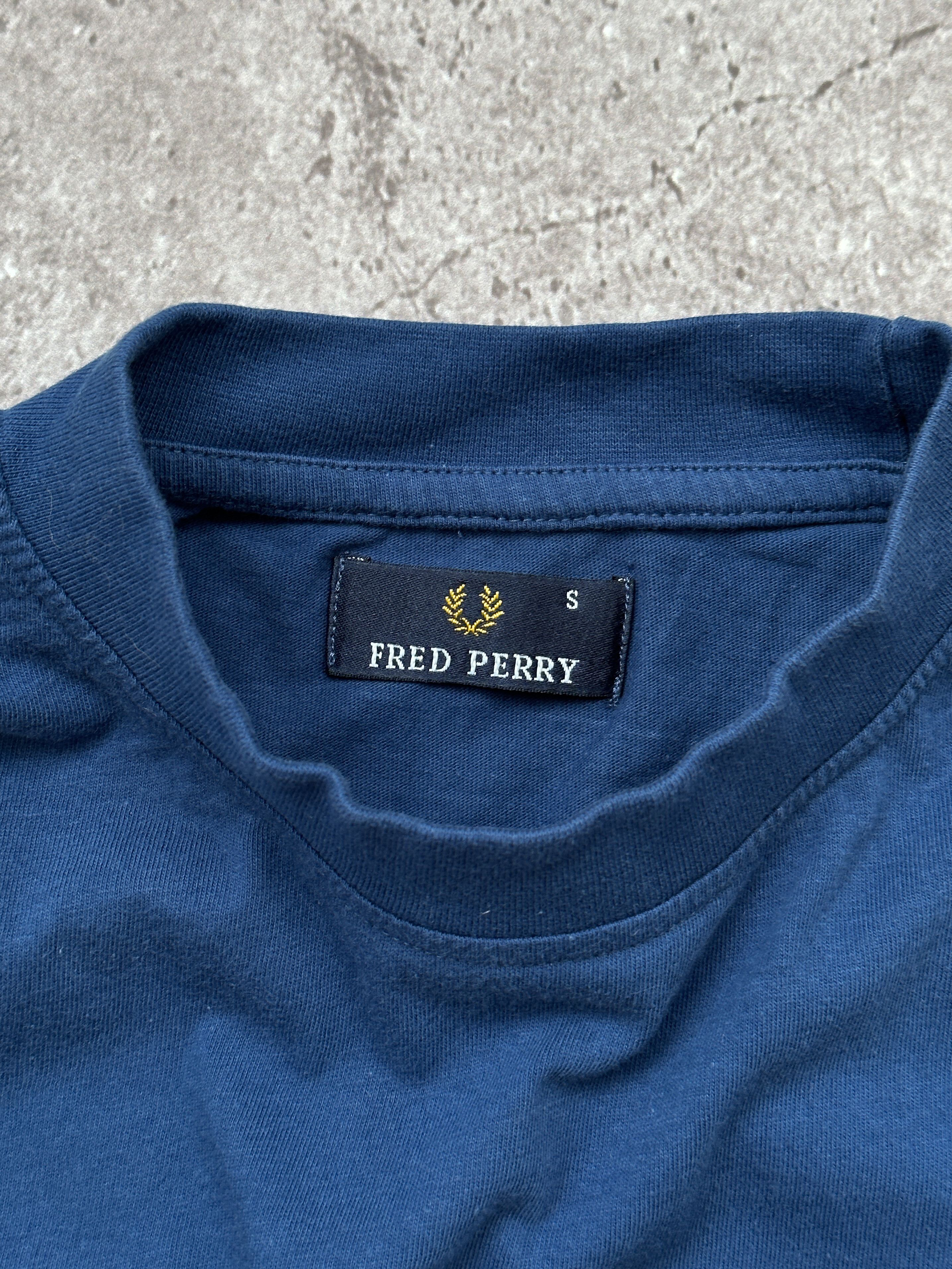 Fred Perry Vintage Fred Perry Blue Tee Shirt Size US S / EU 44-46 / 1 - 4 Thumbnail