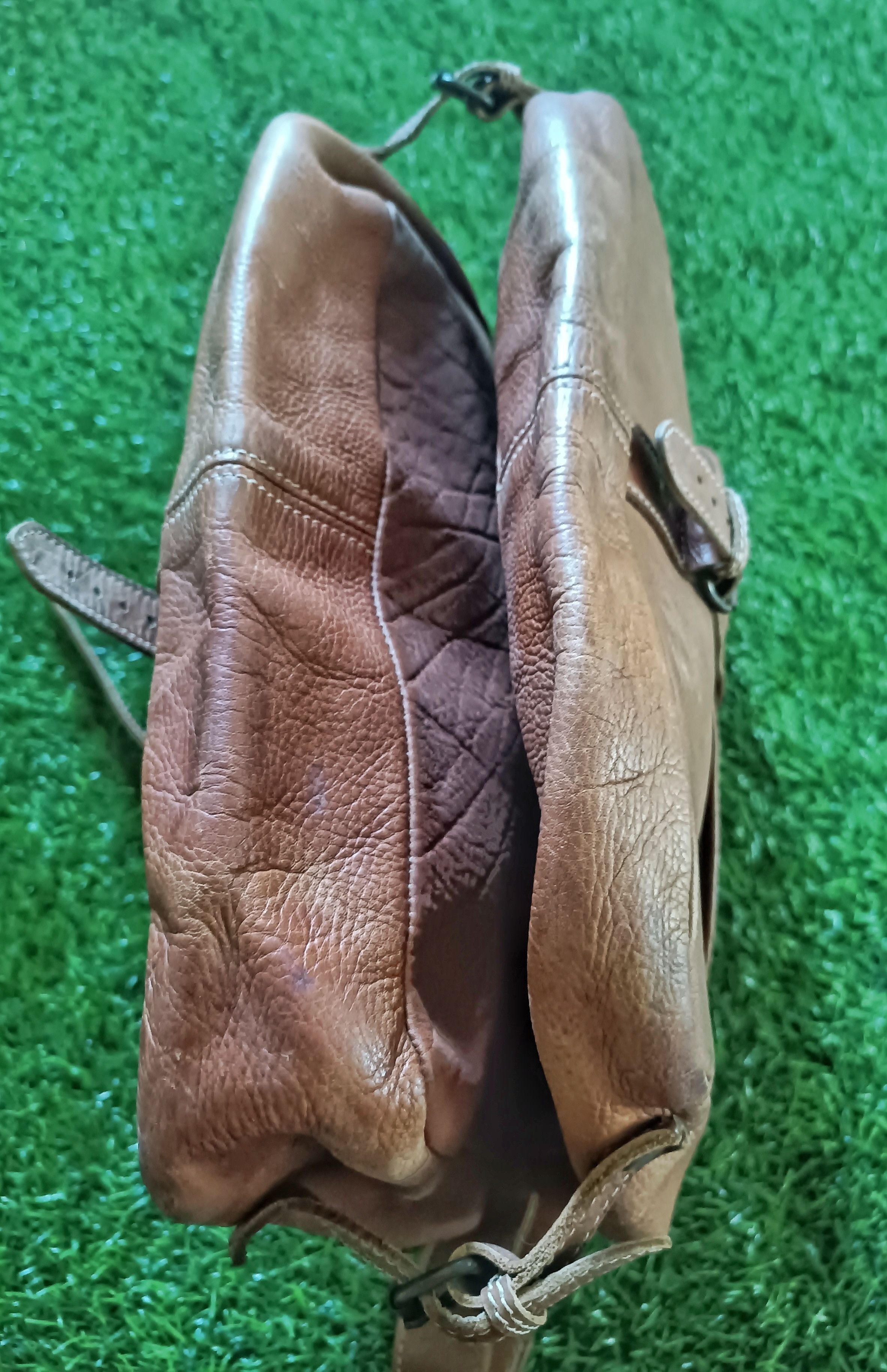 Handmade × Leather HANDMADE LEATHER LARGE OVERSIZED CROSSBODY SLING BAG 2 FACE Size ONE SIZE - 8 Thumbnail