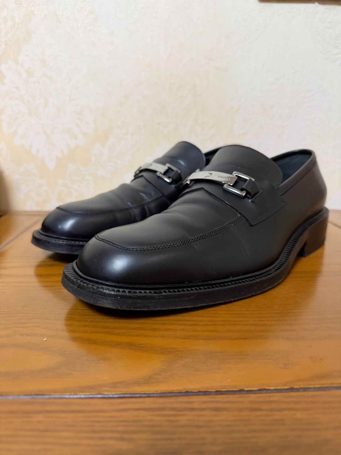 Gucci Gucci Lowtop Sneakers 42 Men Size US 9 / EU 42 - 1 Thumbnail