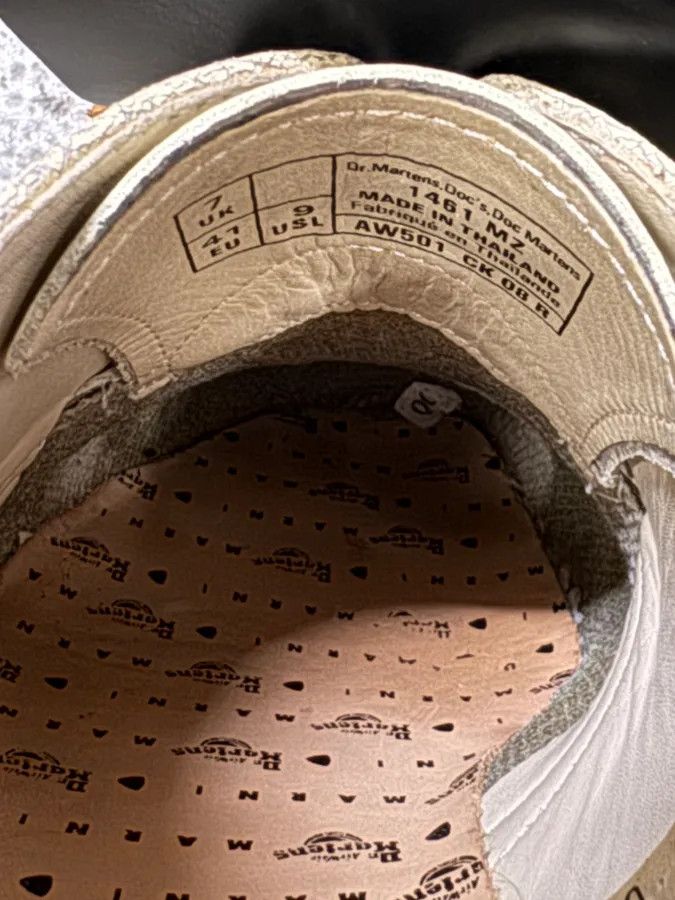 Marni × Vintage AW2016 Dr Martens x Marni Cream Cracked Leather Loafers Size US 8 / EU 41 - 8 Thumbnail