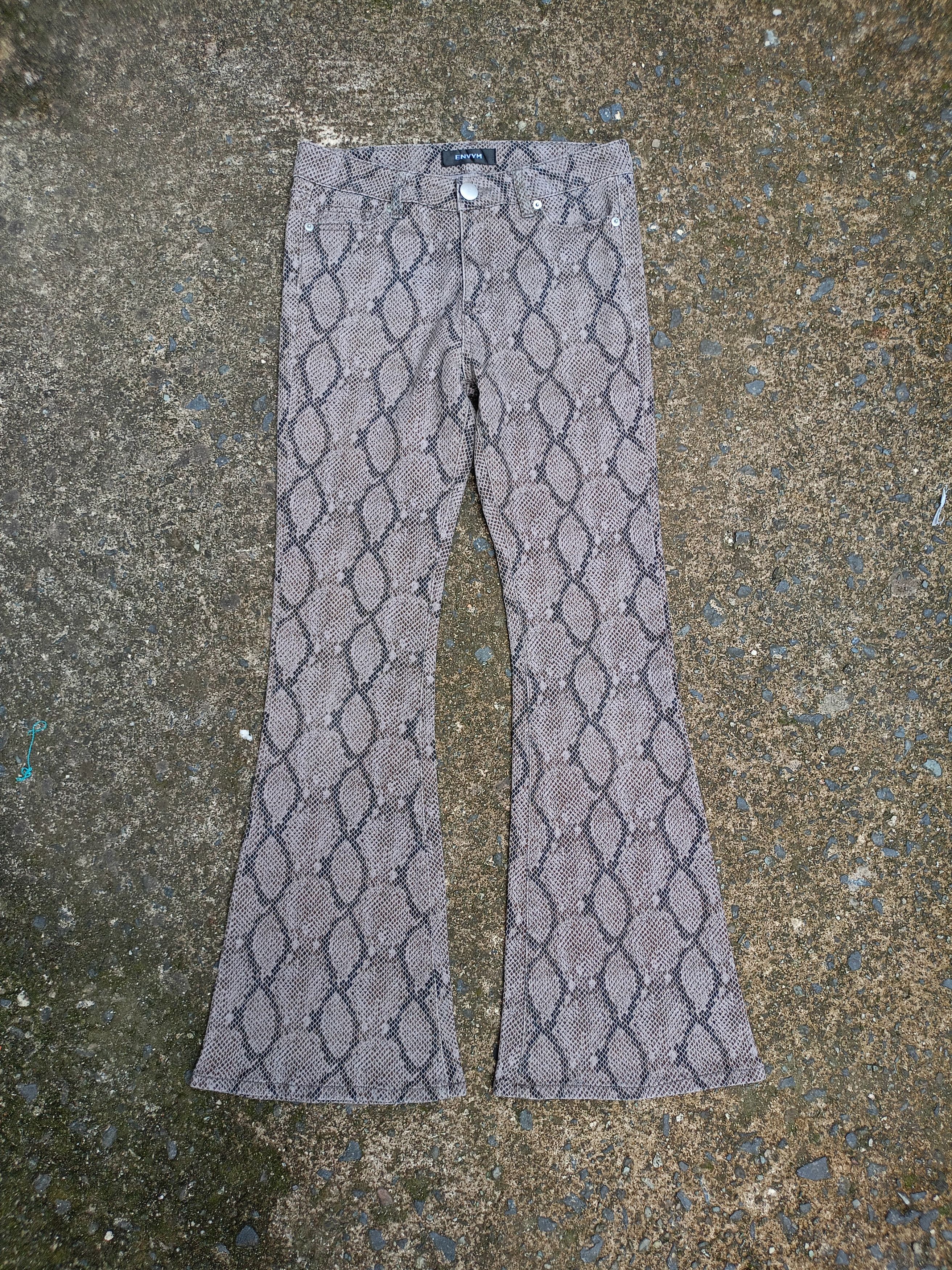 If Six Was Nine × Japanese Brand ENVYM Snake Flared pants Size US 28 / EU 44 - 1 Thumbnail