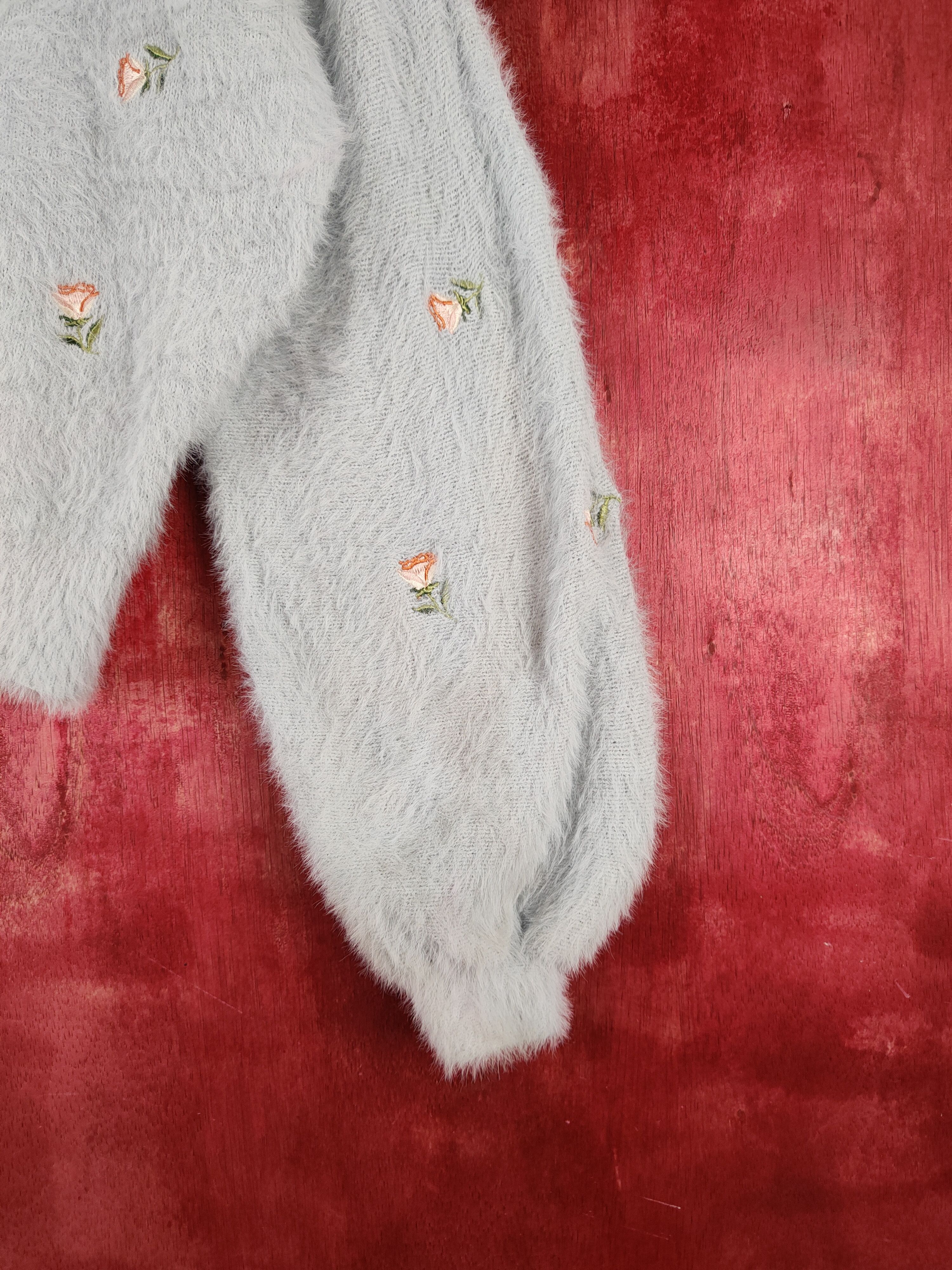 Japanese Brand × Vintage Dazzlin Blue Flowers Fur Mohair Knitwear Size M / US 6-8 / IT 42-44 - 7 Thumbnail